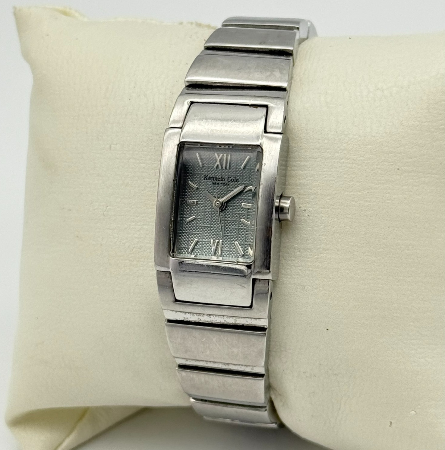 Women’s KENNETH COLE All Stainless Steel Bracelet Watch, Gray Linen Dial, KC4320