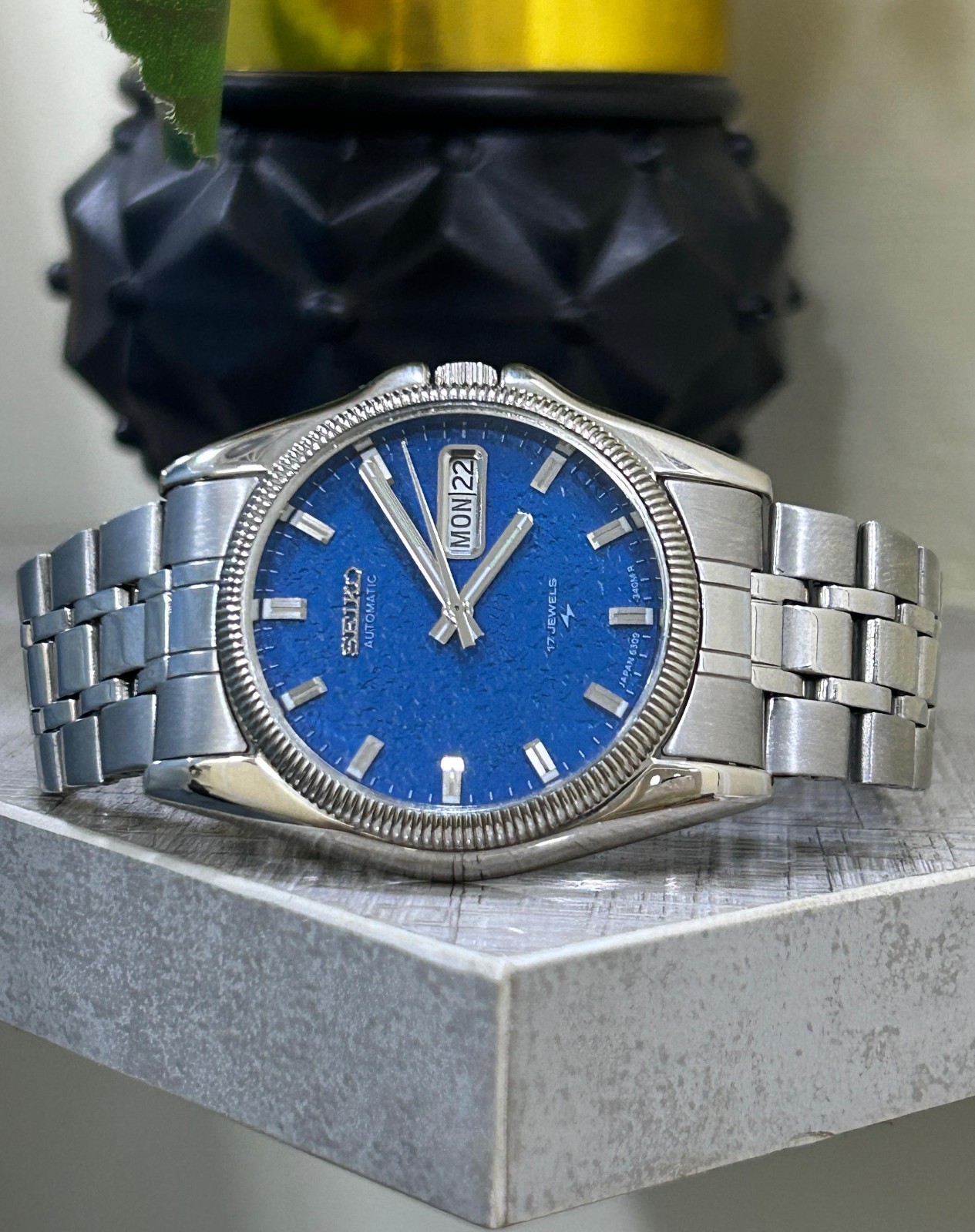 Seiko 5 Automatic Blue 💙 Red Dial Mens Watch Japan Made 6309