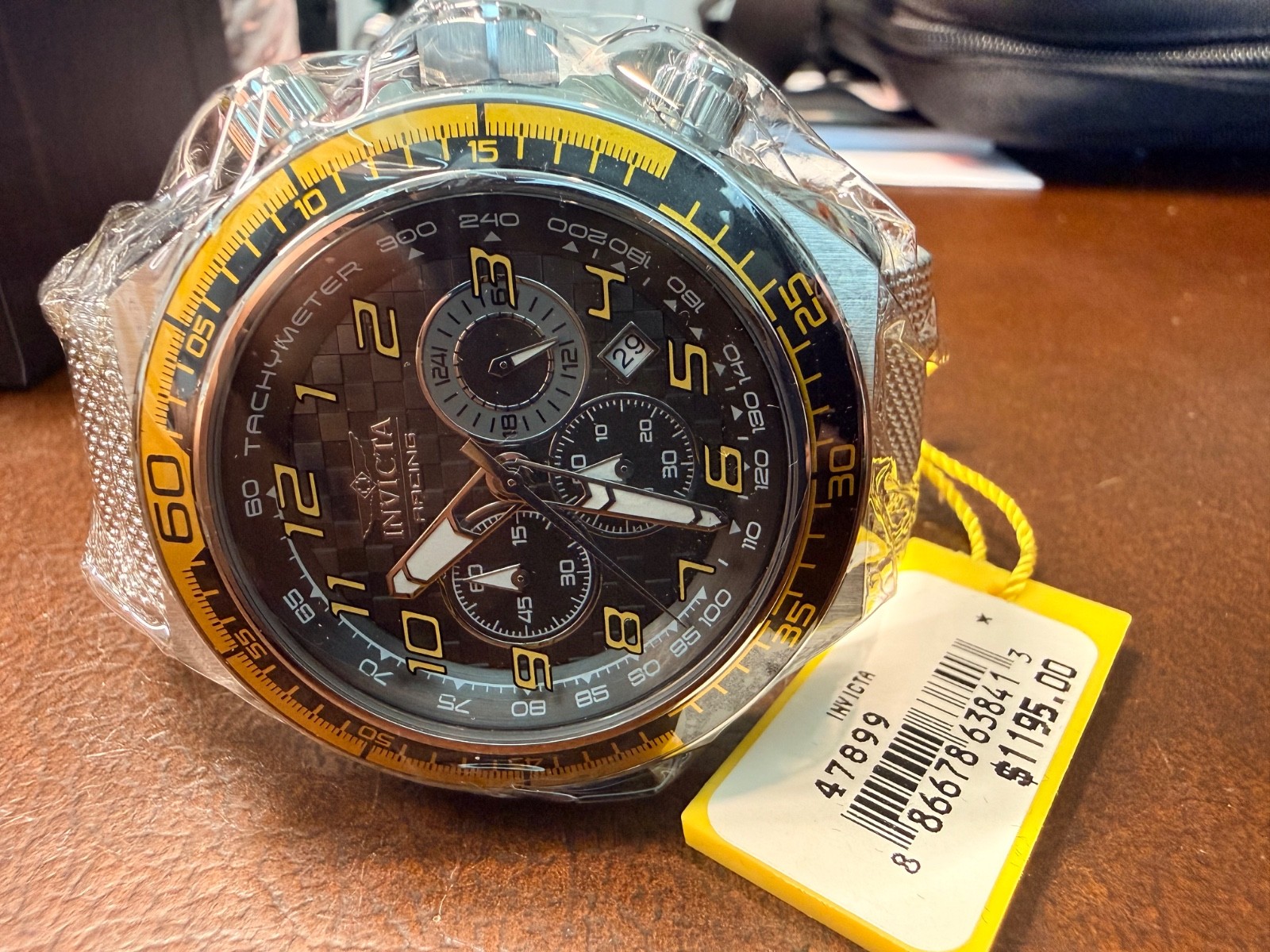 NEW Mens Invicta 47899 Watch
