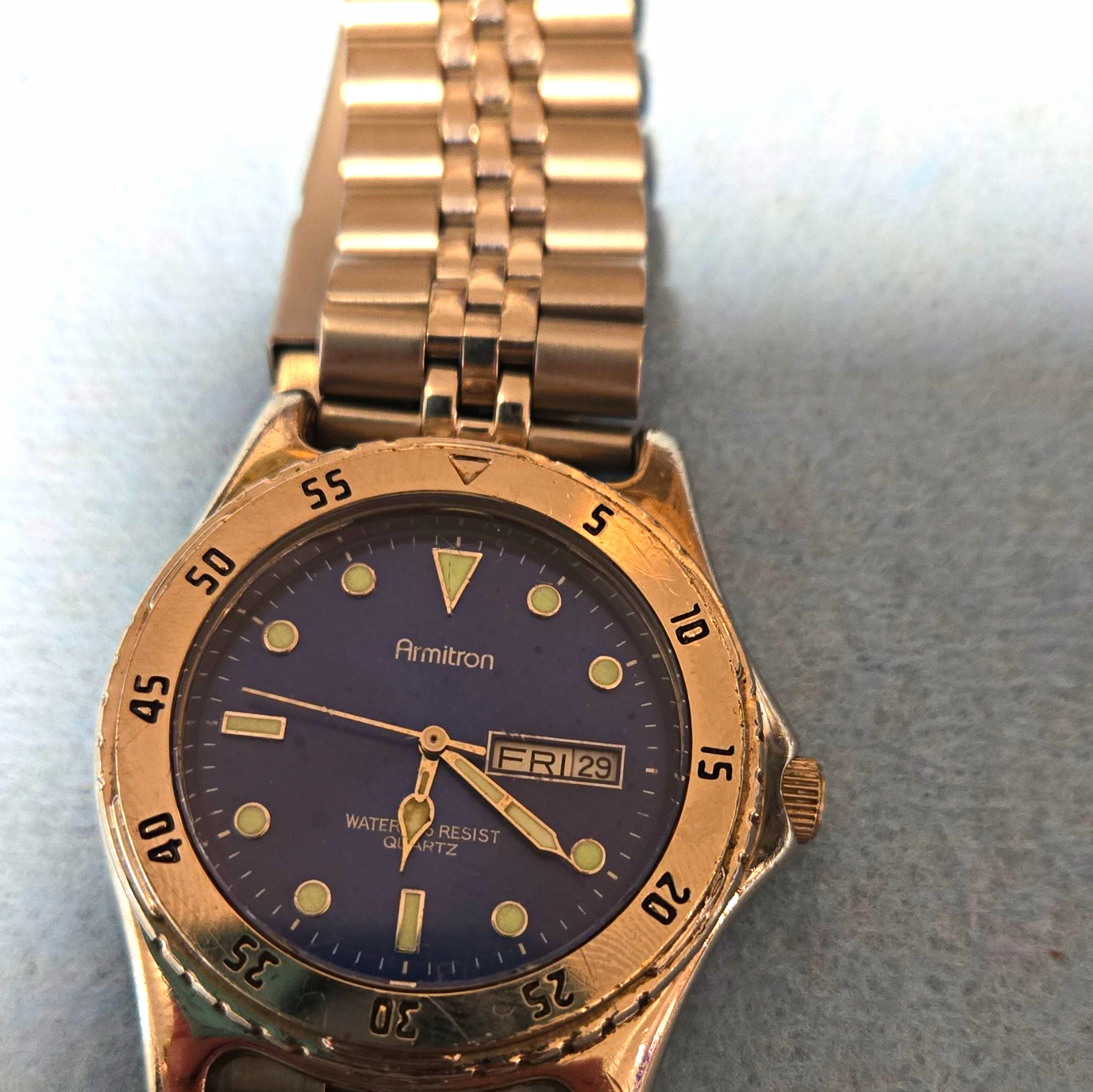 Armitron Quartz Diver 100ft Blue Dial Day/Date Silver Steel Bracelet Watch