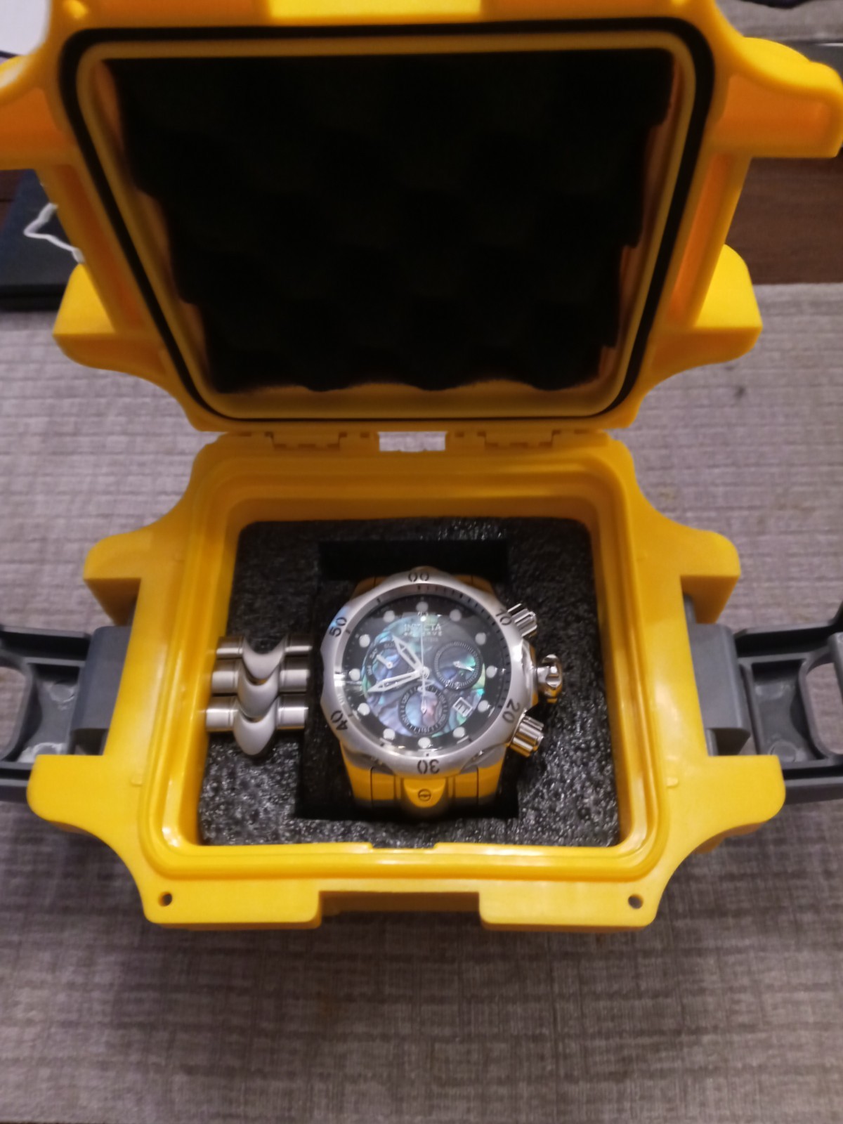 Invicta Reserve Men’s Quartz Chronograph 100m Silver Steel Watch w/ Box