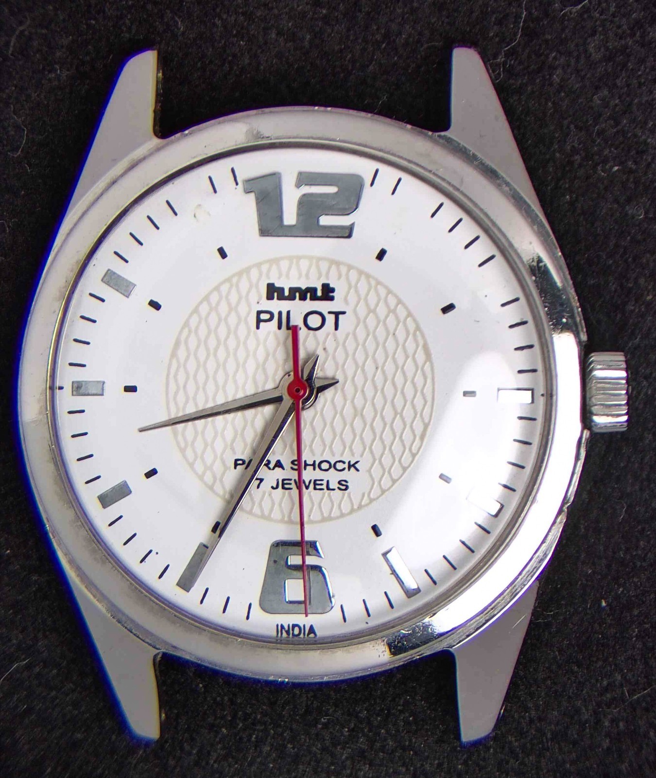 HMT India White Dial Men’s Hand-Wind Vintage Watch — Running