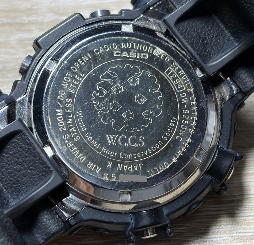 Extremely beautiful item! Box with manual and tag Casio G-Shock DW-8250WC 2nd