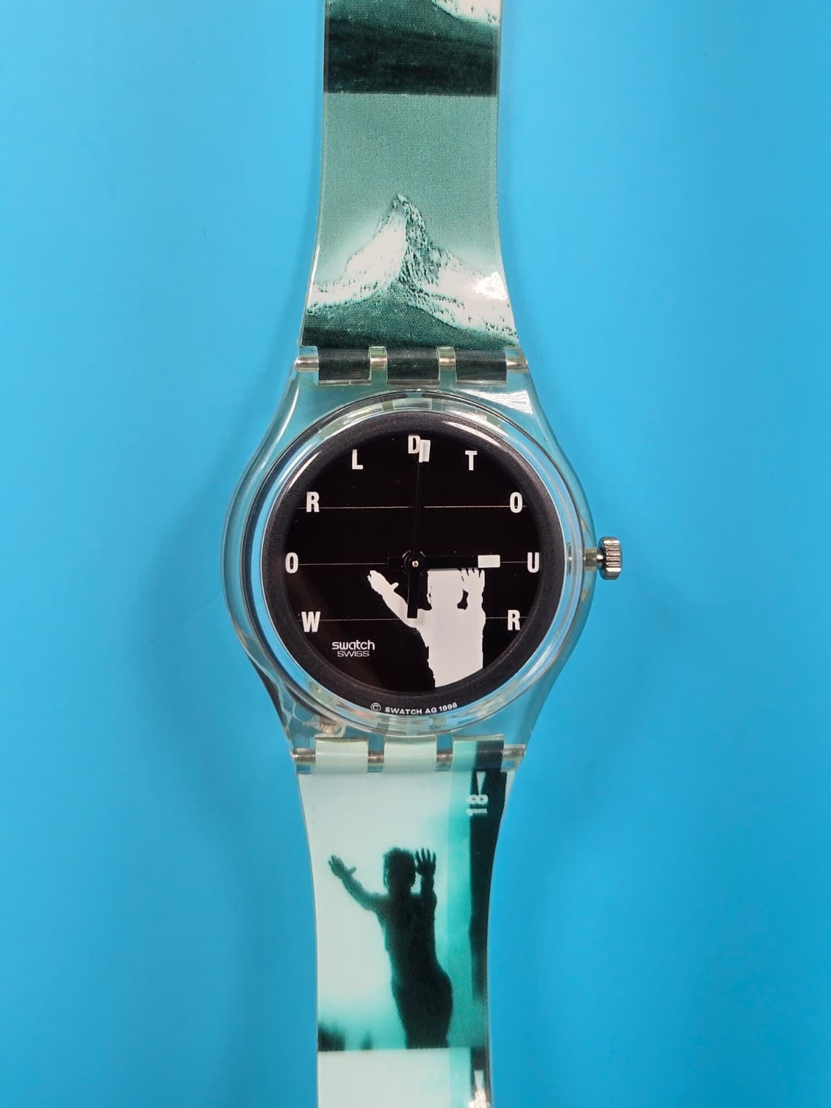 1997 Original Swatch WORLD TOUR Swiss SOLAR Quartz 34mm Watch SRK104G