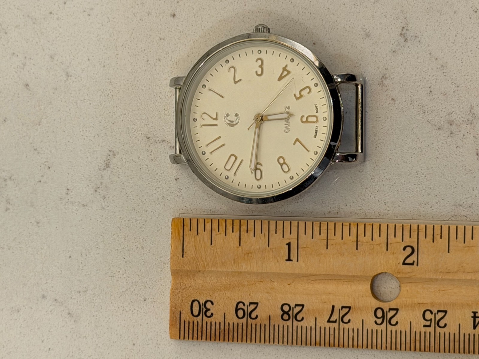 Quartz Watch Cream Dial Arabic Numerals Only Head Vintage *NEEDS BATTERIES