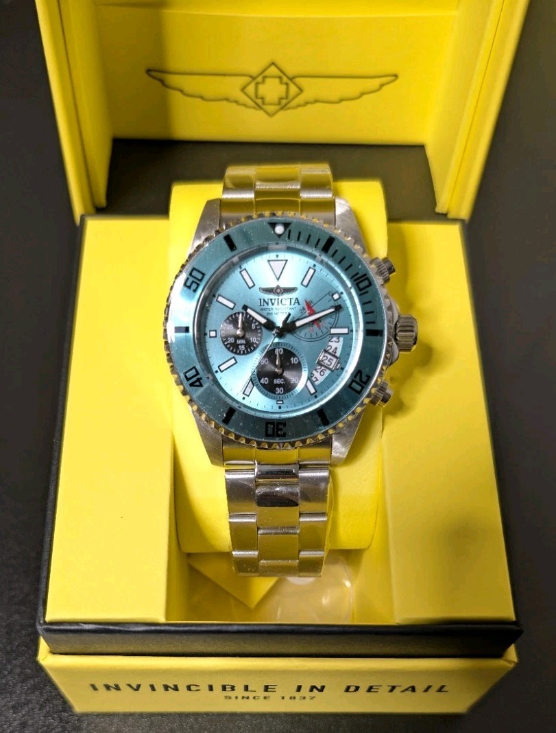 Invicta Pro Diver Men’s Watch (Model 51123) – Turquoise / Tiffany Blue