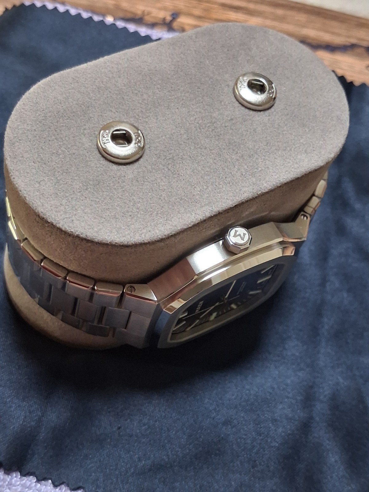 Maen Manhattan Automatic 40 , M3.1.2