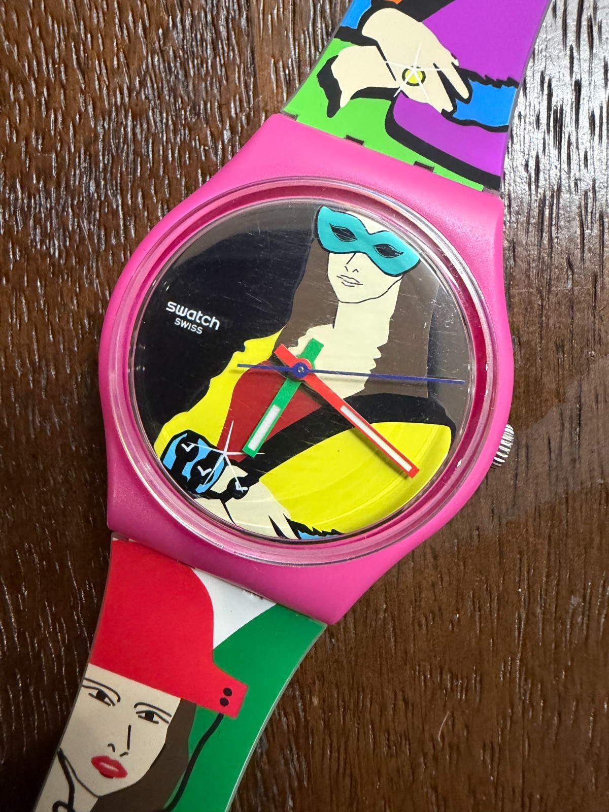 Swatch GZ301 Mona Masquee 2016 Gent Special Pop Art Pink 34mm With Box Running