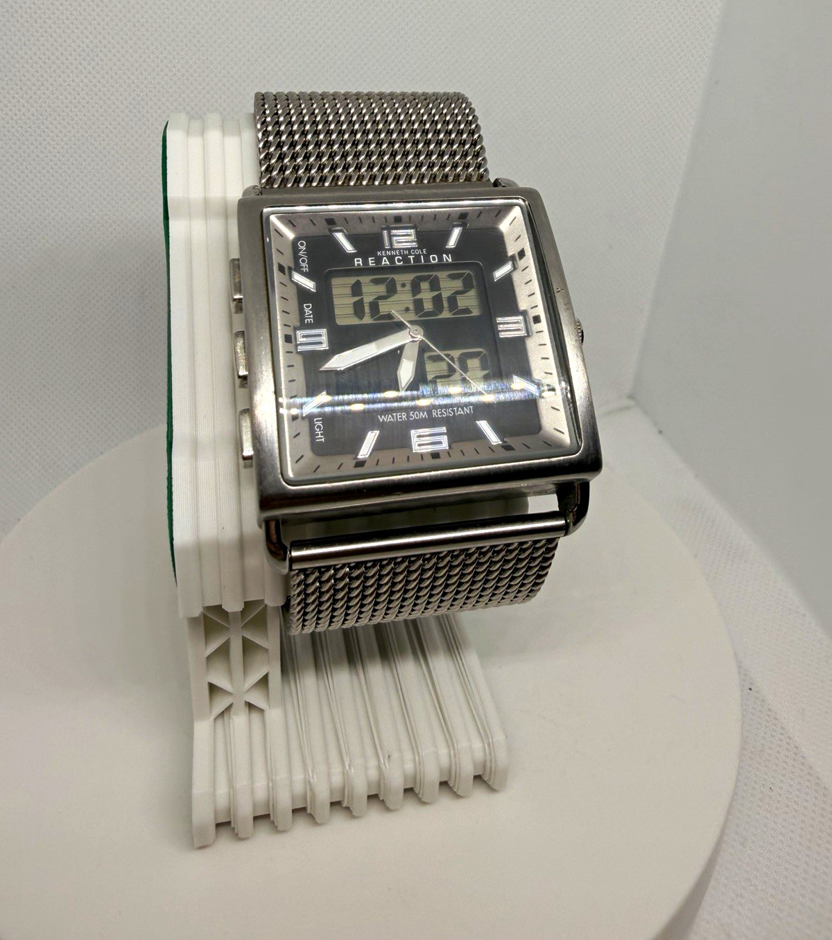 Kenneth Cole Reaction Ana-Digi Quartz 50m Black/Silver Dial Silver Mesh 40mm