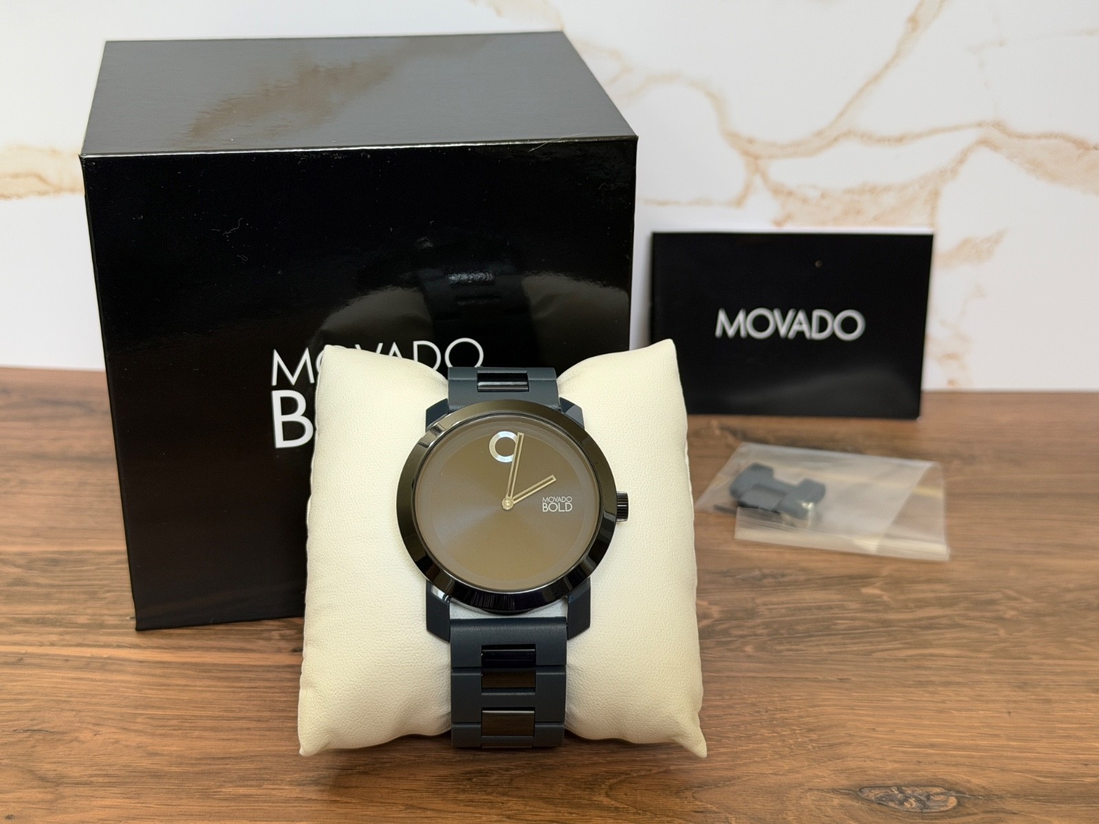 MOVADO BOLD Trend 42 TR90