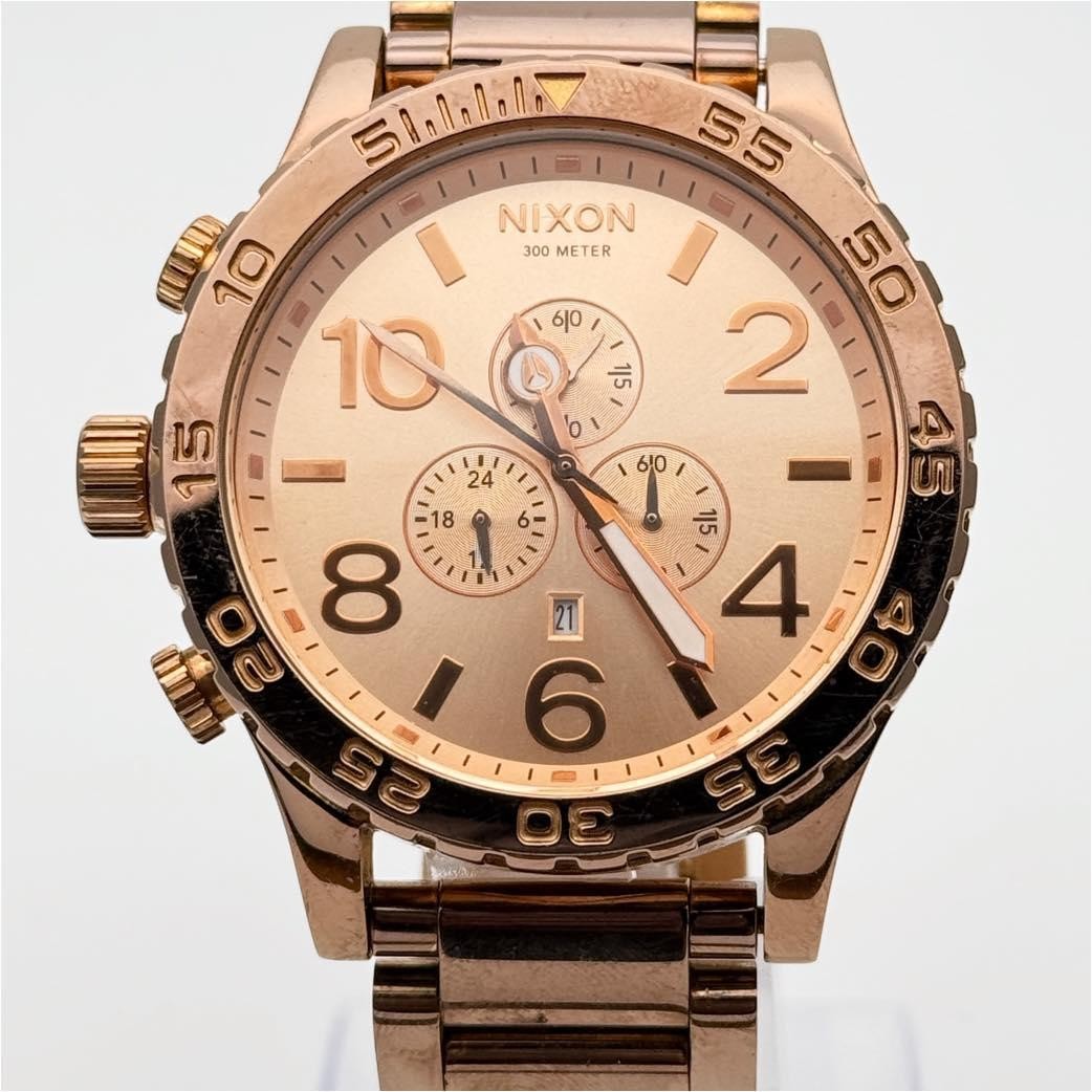 NIXON Quartz Wristwatch
