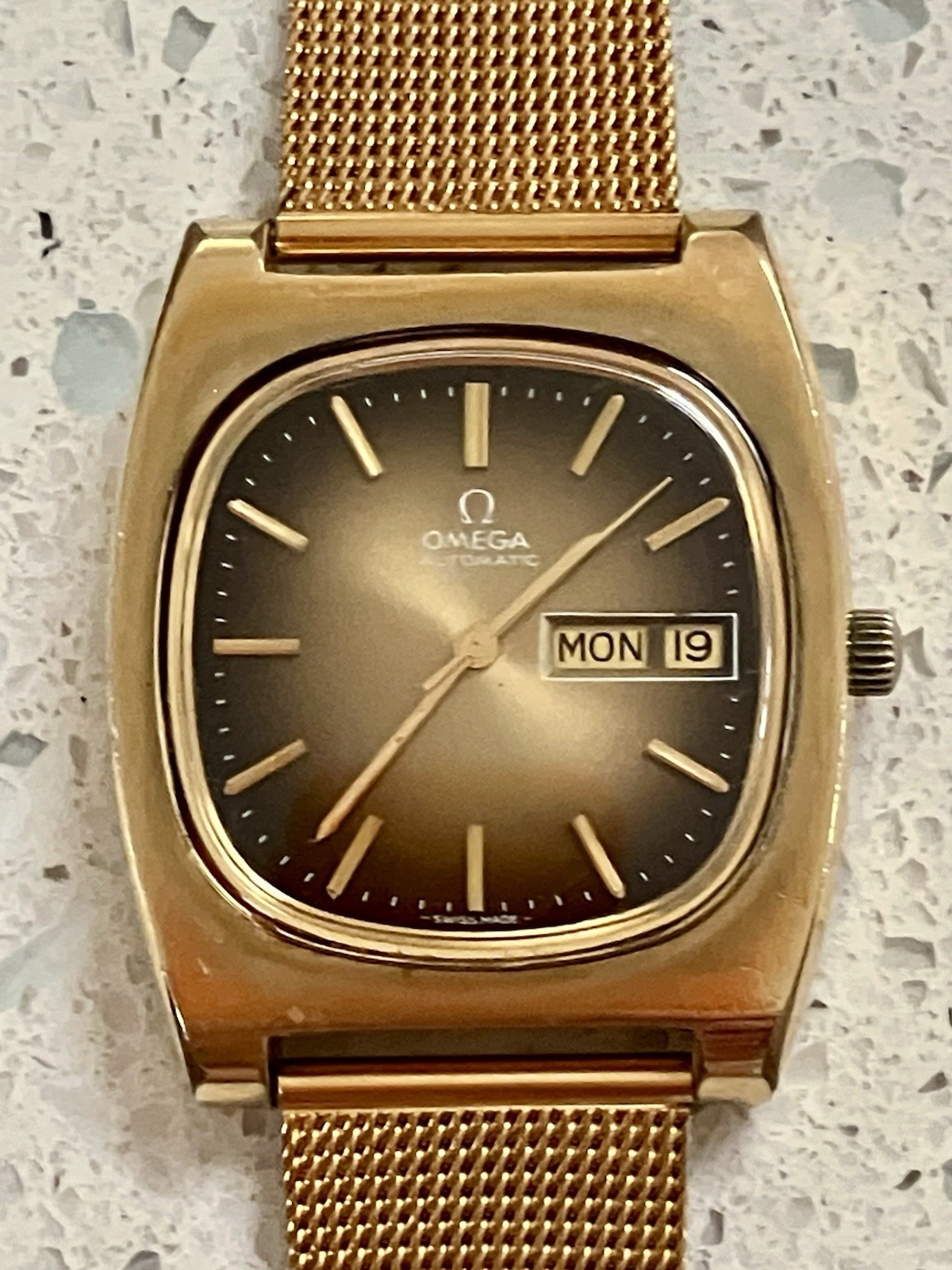 RARE! OMEGA Geneve Automatic Ombre Dial 166.0188 Gold ORIGINAL OMEGA MESH STRAP