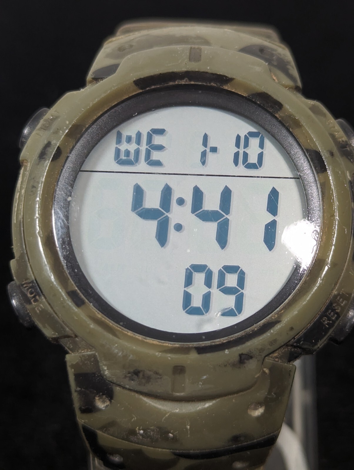Digital Day Date Alarm Timer Green Black Camouflage Silicone Band Watch 8.5 In