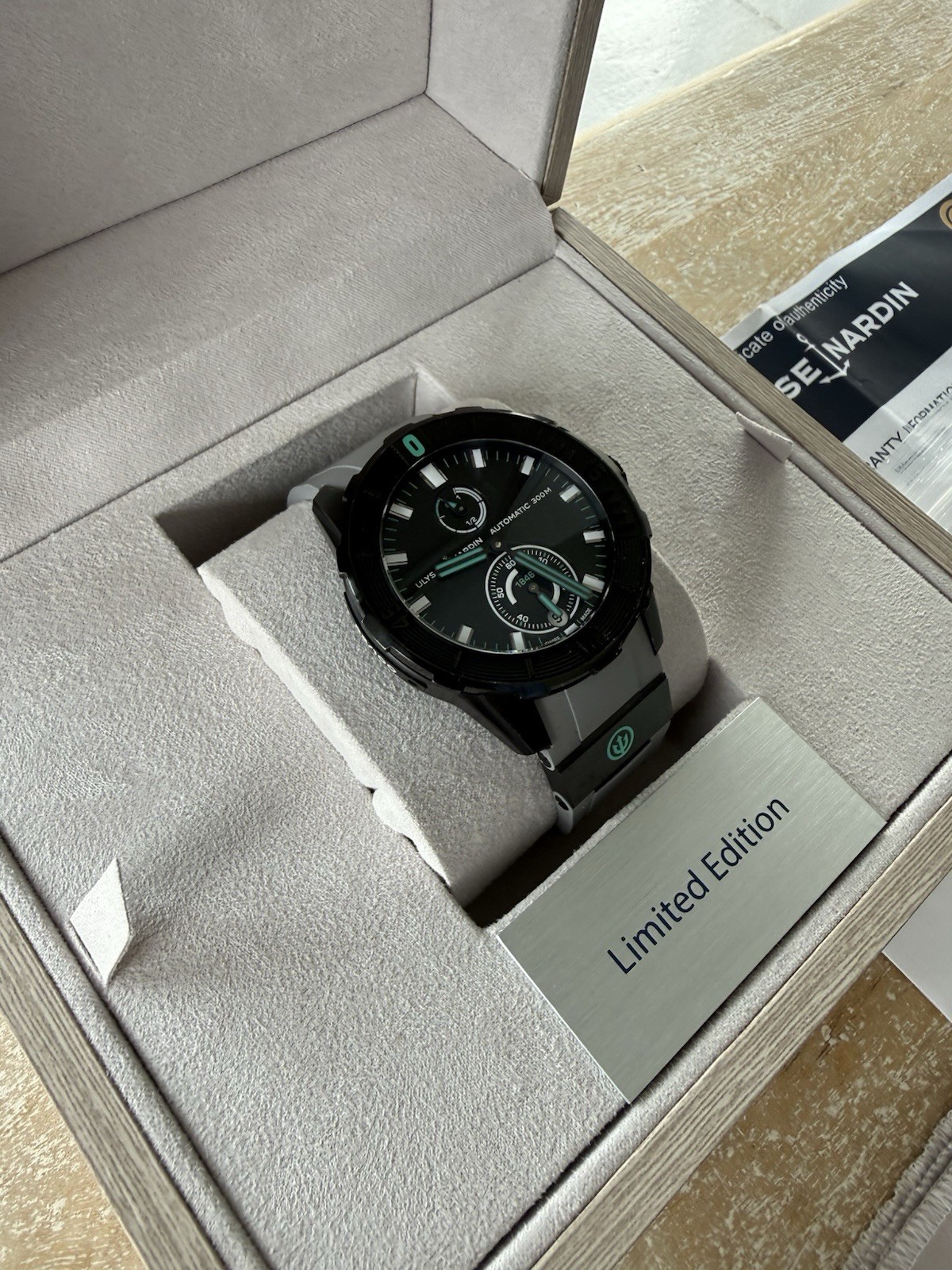 Ulysse Nardin Diver One More Wave LE 44mm 1183-170LE-2A-OMW/3A – Watch Complete