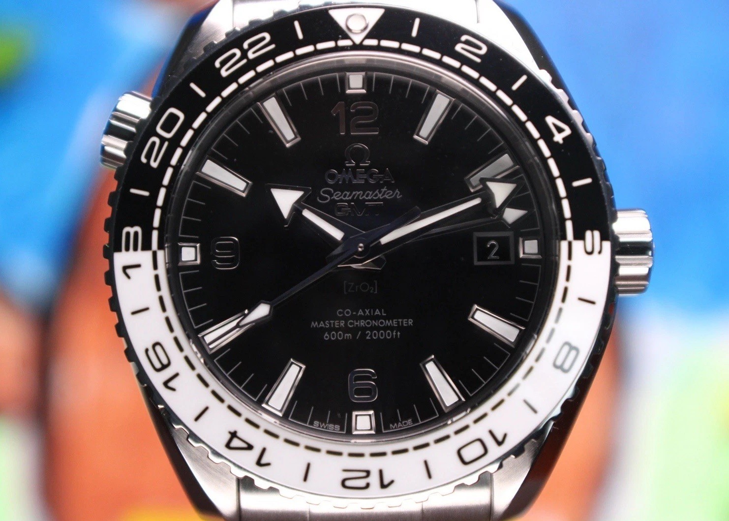 Omega Seamaster Planet Ocean “Oreo” 2024 Ceramic Bezel Ref. 215.30.44.22.01.001