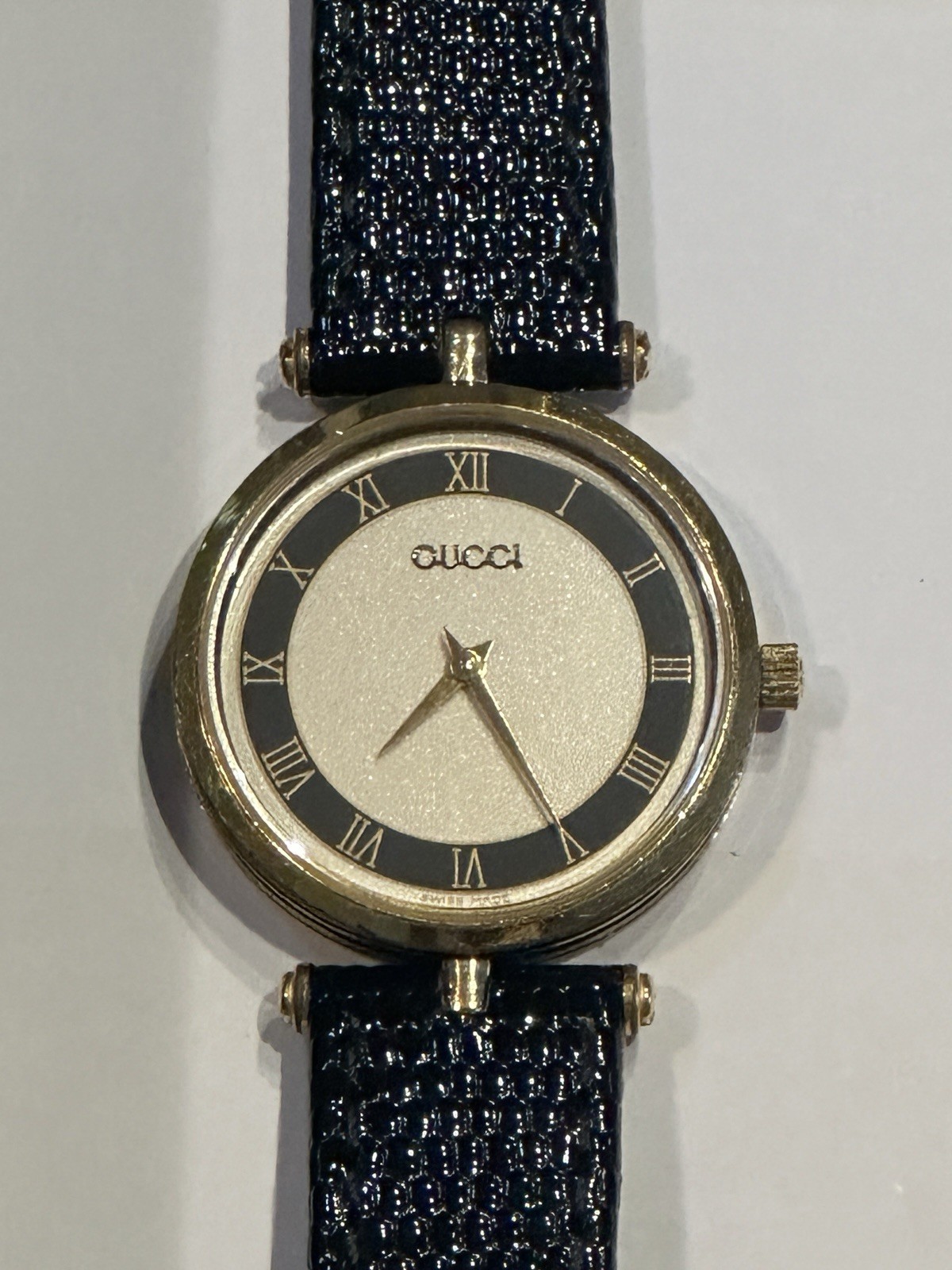 GUCCI 2000M Vintage White/Black Dial 30mm Quartz Men’s Watch Black Leather Band