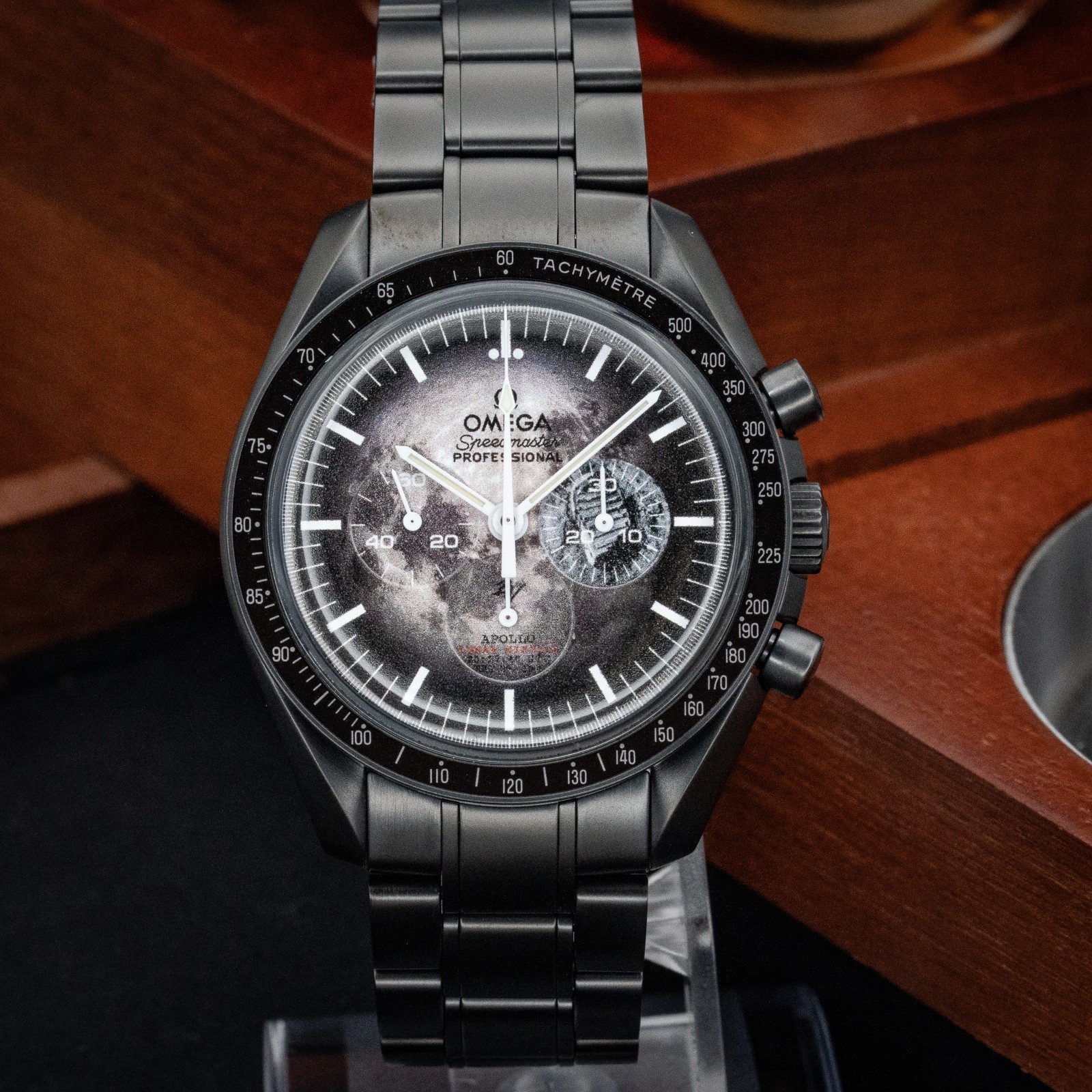 Black Venom Custom OMEGA Speedmaster Moonwatch Professional 311.30.42.30.01.005
