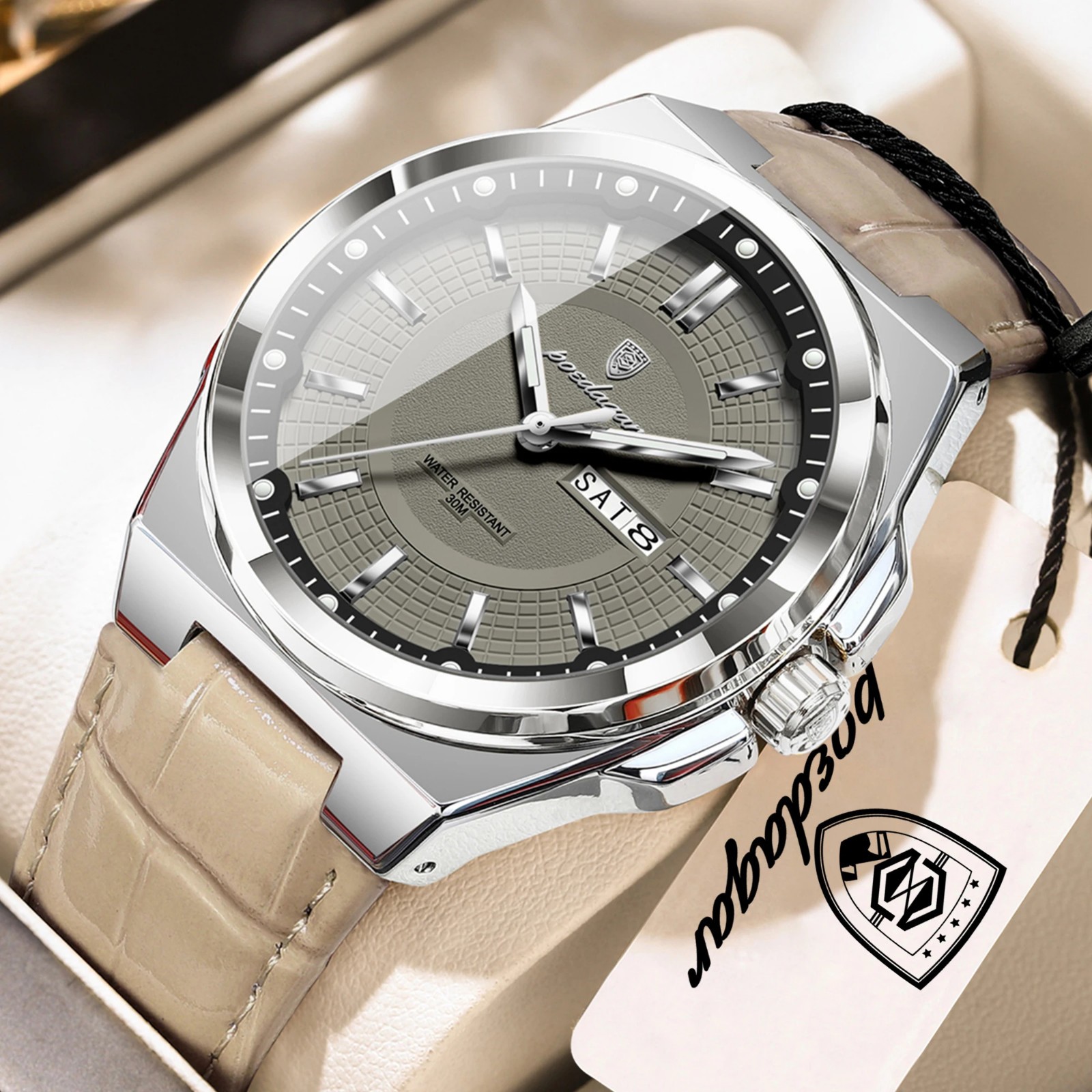 POEDAGAR Men’s Watch Waterproof Luminous Date Week Quartz Leather Business Watch