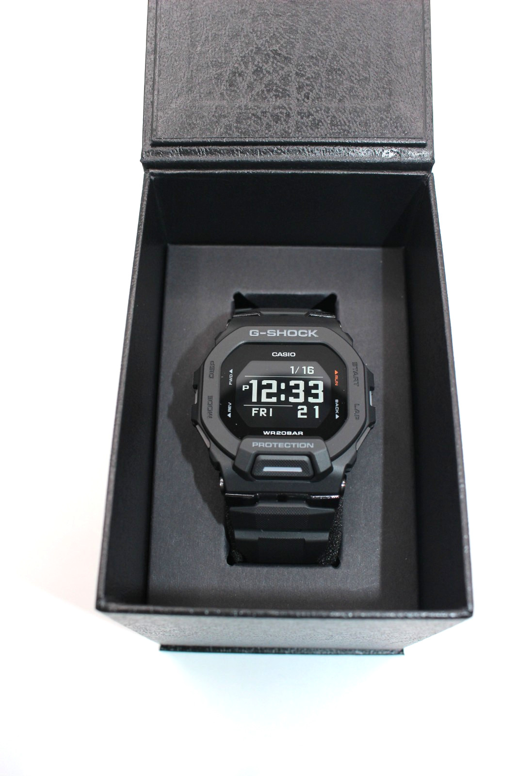 CASIO G-SHOCK GBD-200-1JF Bluetooth Step Counter MIP LCD Sports Watch 48.4 mm