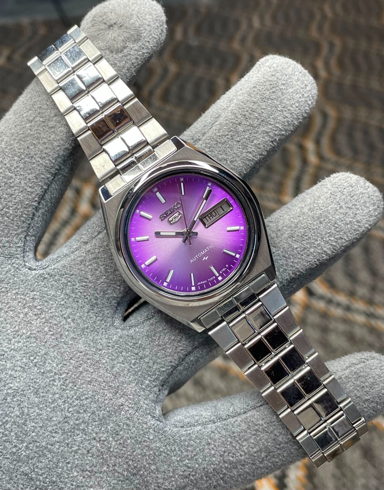 Rare Seiko 5 Automatic Purple Dail 7009 Stainless Steel Wristwatch Men’s Japan
