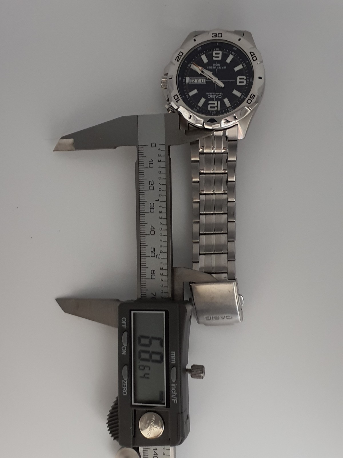 CASIO ILLUMINATOR MTD-1082 REFRESHED 24-HOUR DAY/DATE MEN’S WATCH NEW BATTERIES