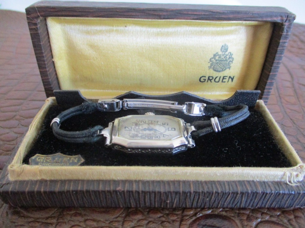 Vintage Gruen Ladies Art Deco Watch 15J, 4 adj 14K GF w/ Original Box 1920s-30s