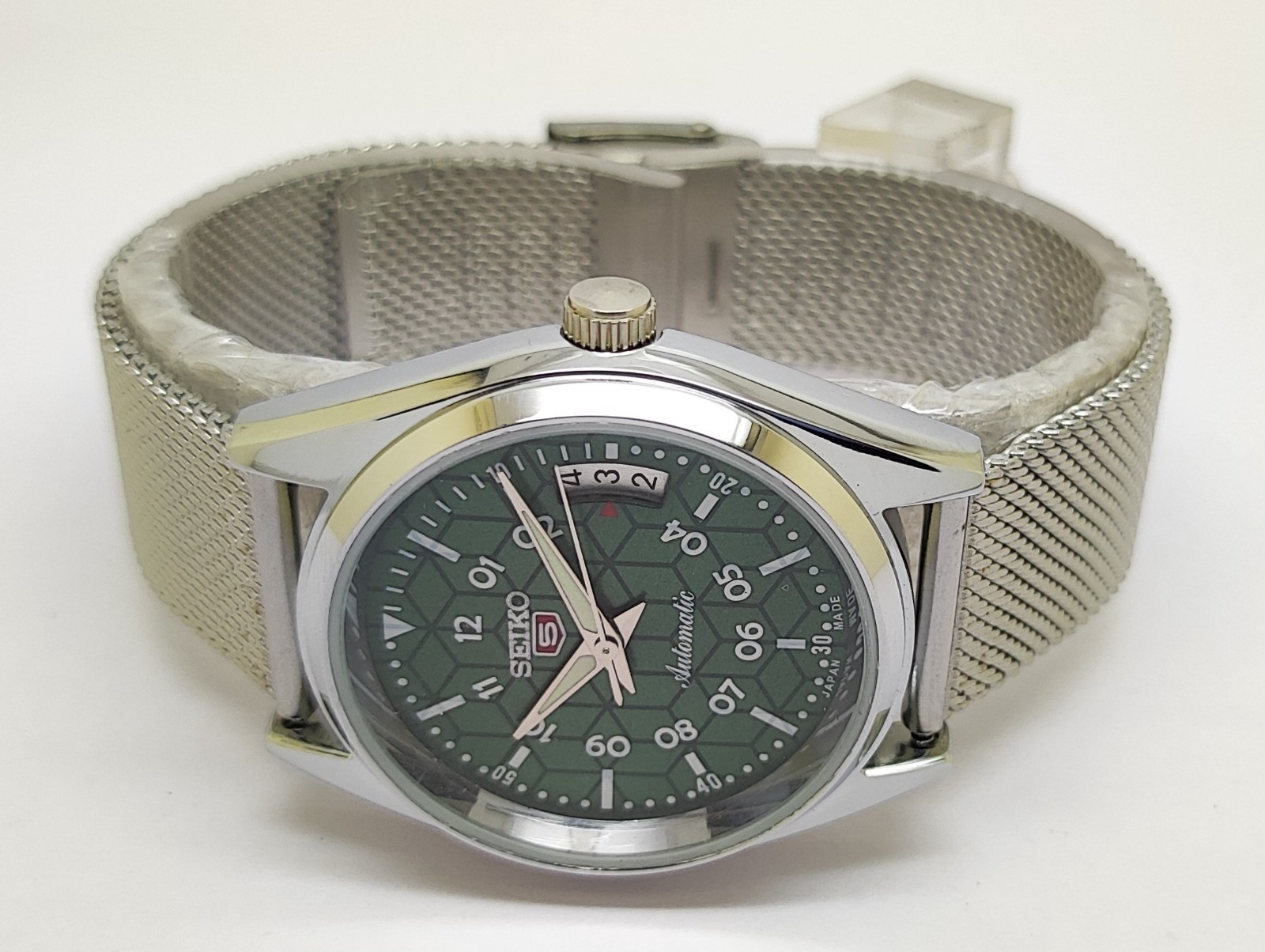 Refurbished Automatic Men’s Watch Day Date | Classic Vintage Style | Steel Strap