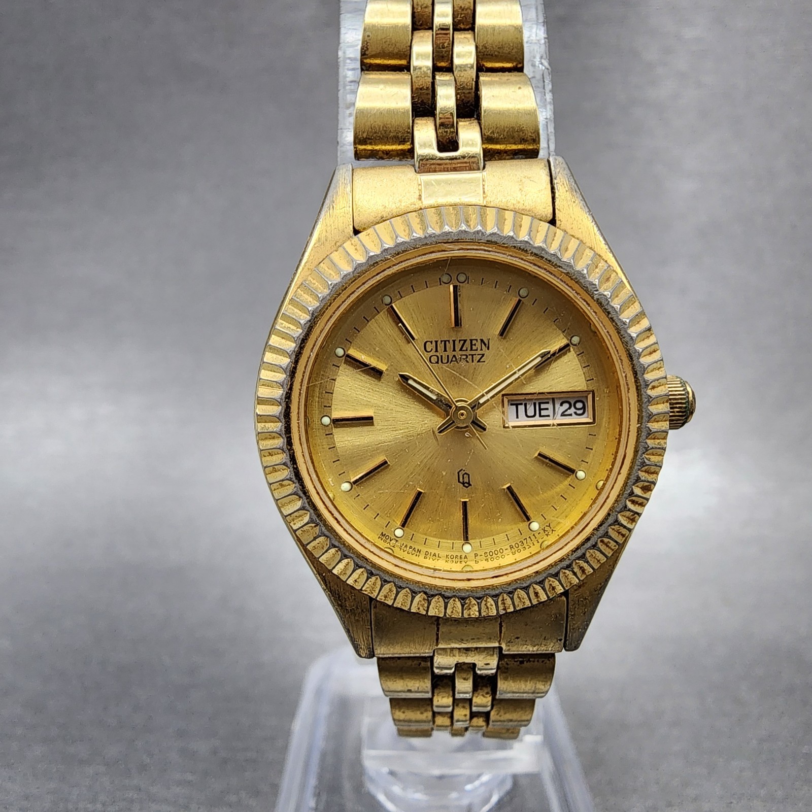 Citizen CQ Watch Women 25mm White Dial Two Tone Daydate Round 6000-R00421 Newbat