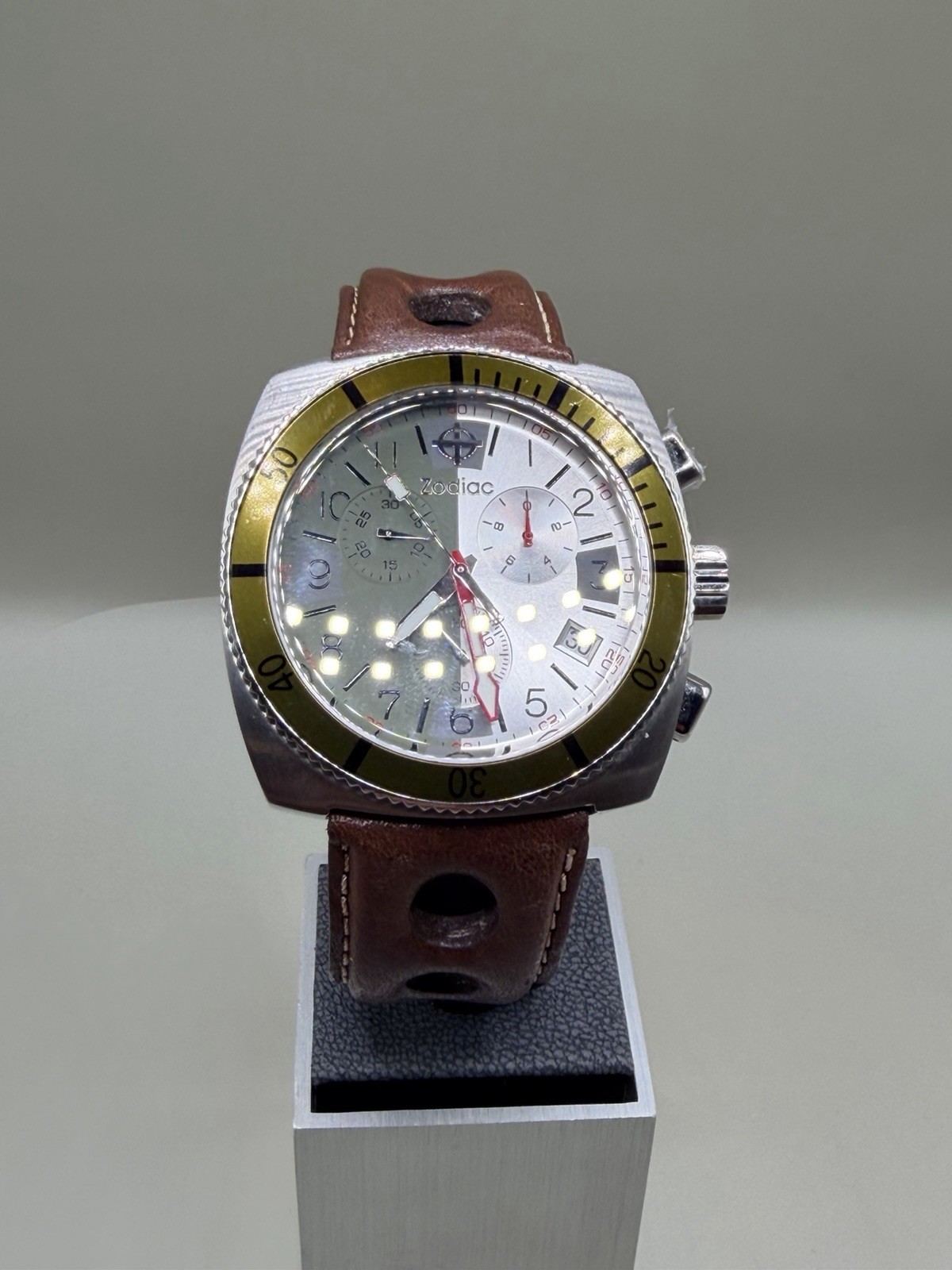 ZODIAC CHRONOGRAPH, SEA DRAGON, Ref. ZO2106,Cal. ETA G10 211, 4J Quartz,Working.
