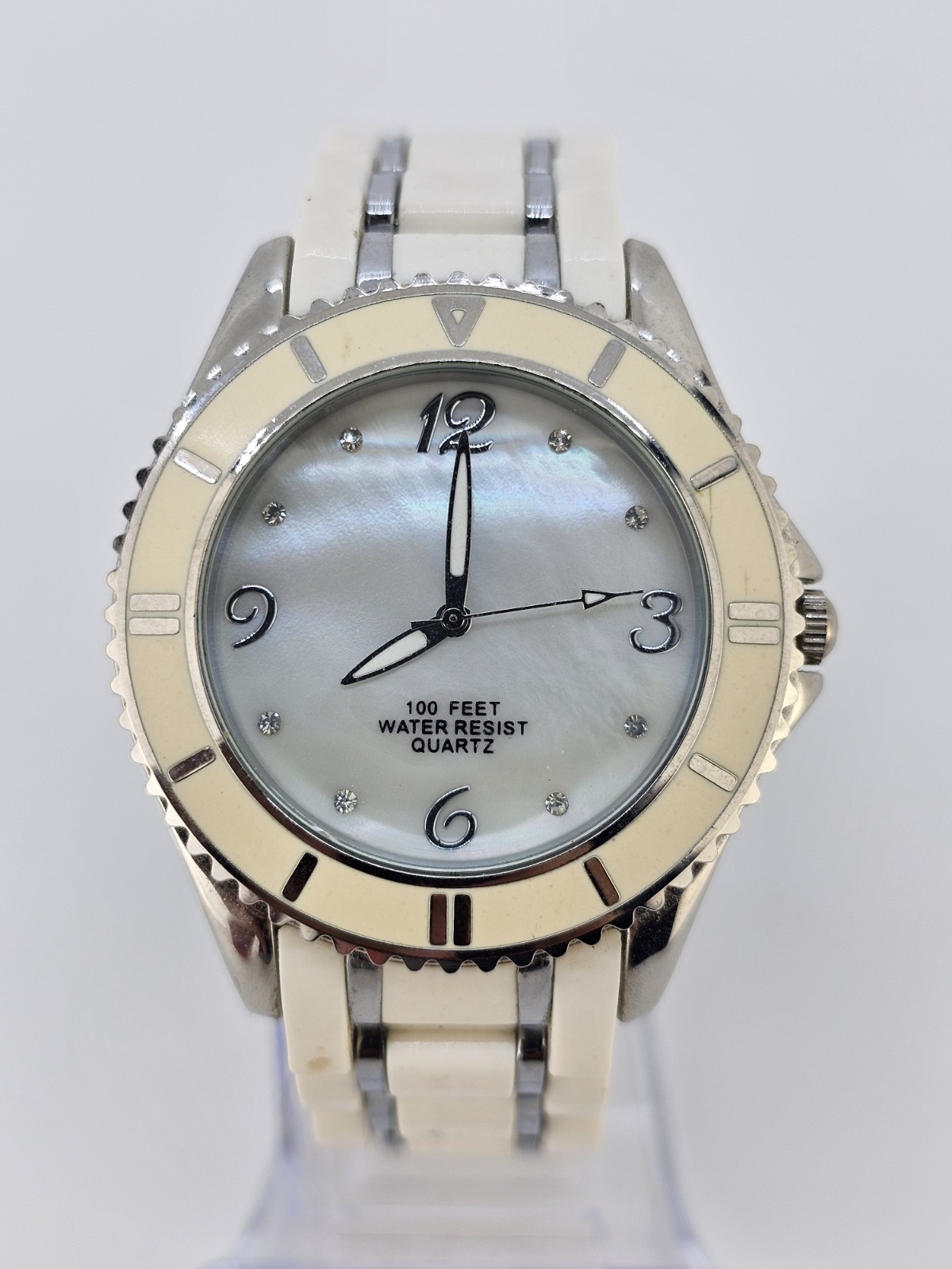 40MM Women’s Watch White Dial White Gray Plastic Metal Band 6″ NEW Battery