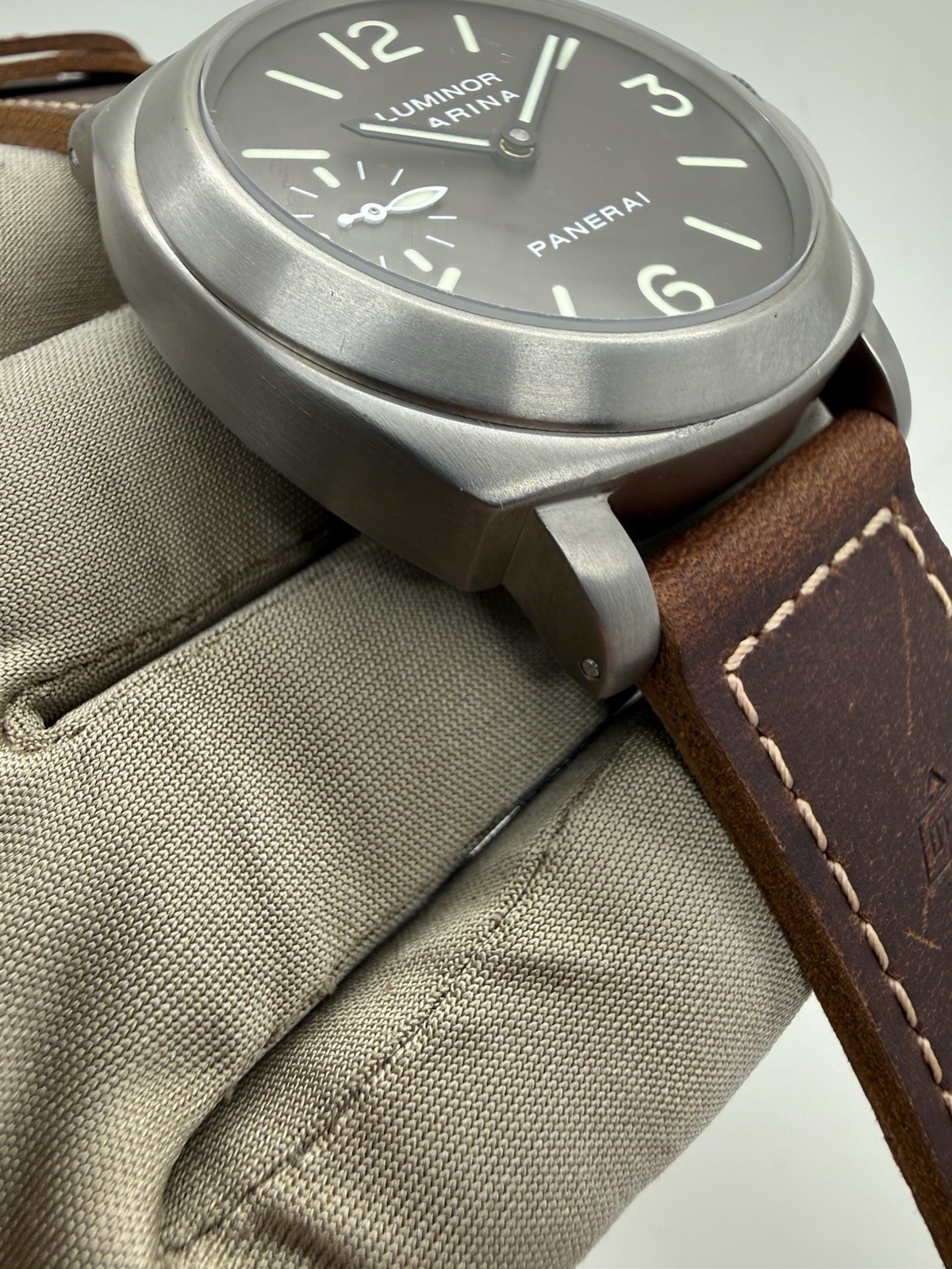 2021 Panerai Luminor 44mm Titanium Brown Dial Manual Wind PAM00061 PAM61 B+P
