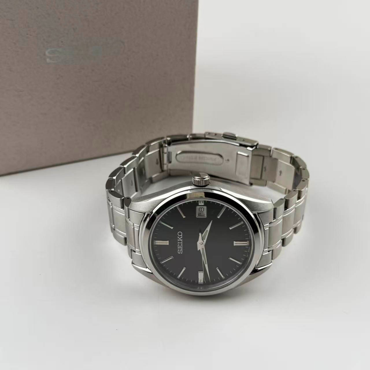 New Seiko Essentials SUR311 Black Dial Stainless Steel Men’s Quartz Watch 40.2mm