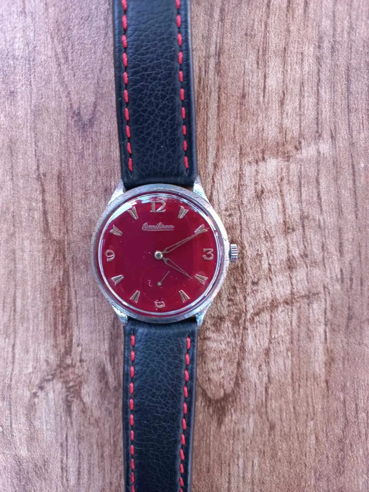 Cornavin vintage Swiss mechanical men’s watch with rare dark red dial