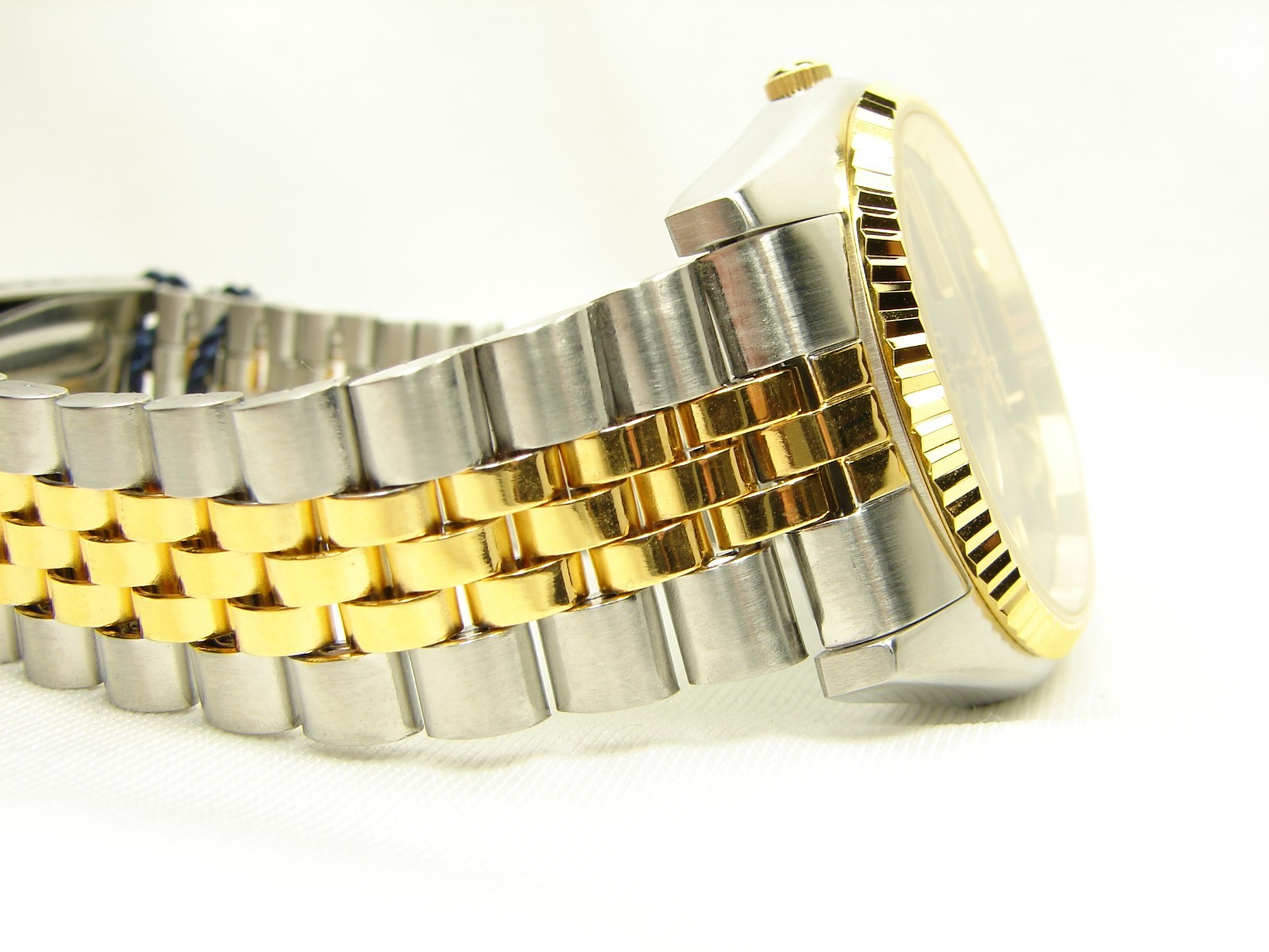 FUJI TIME NOS Automatic Watch