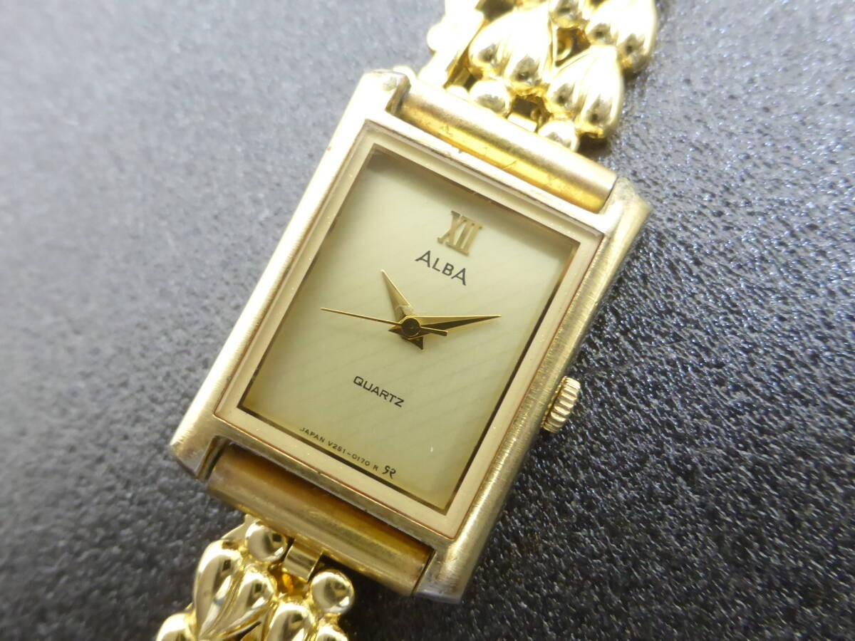 Seiko Alba V251-5070 Bracelet Accessory Women’s Vintage Watch Gold Quartz JDM