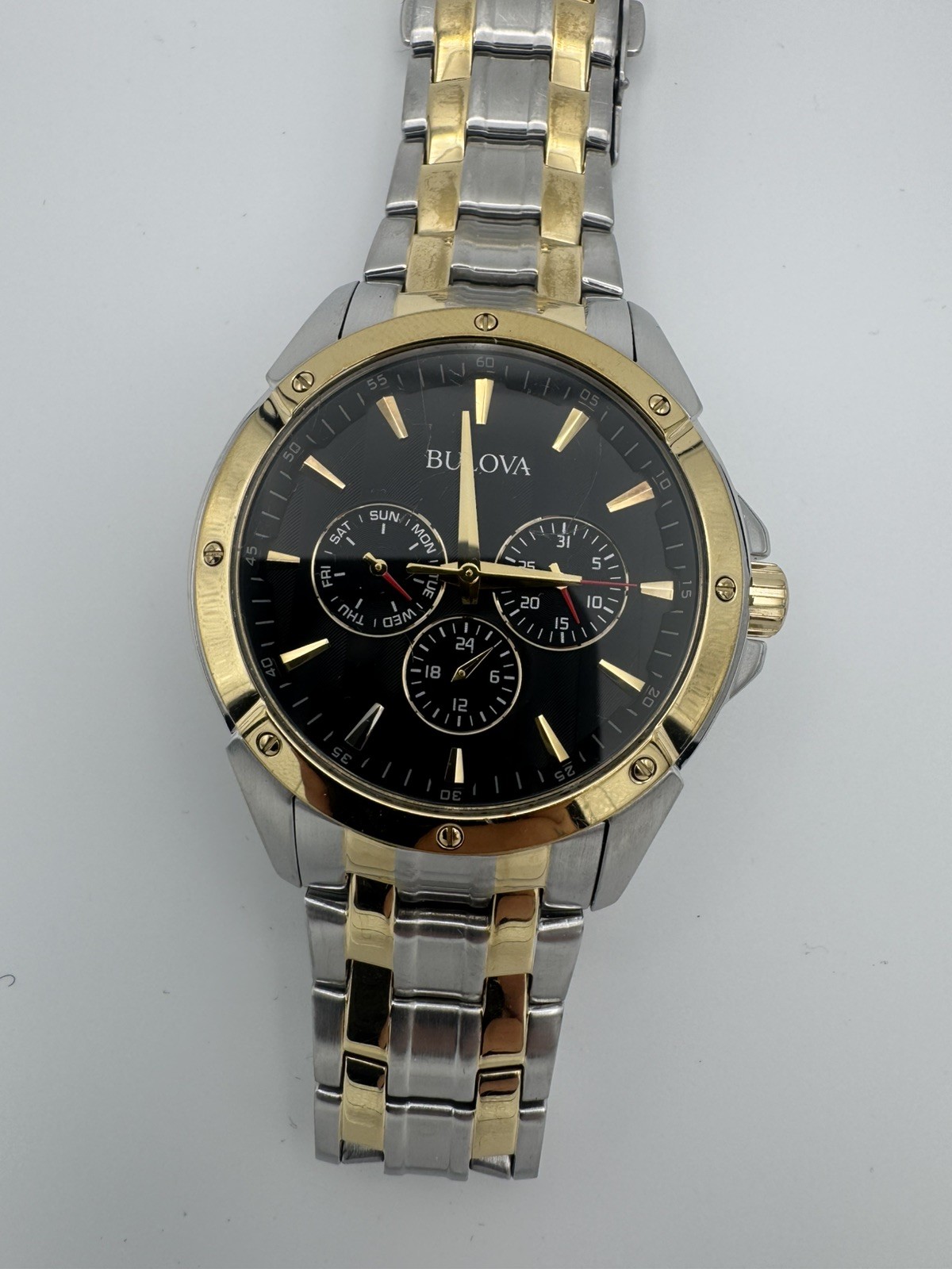 98C120 Bulova Men’s Analog Display Japanese Quartz Two Tone Watch