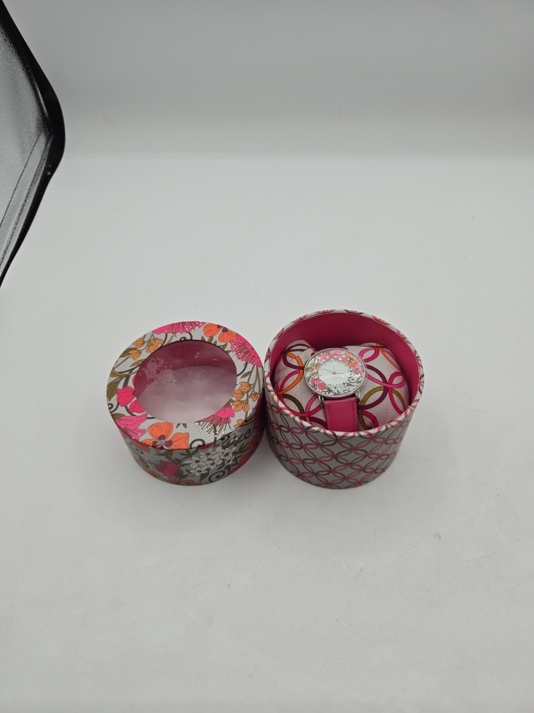 Vera Bradley Hope Watch Tea Garden Floral watch Retired Needs Battery