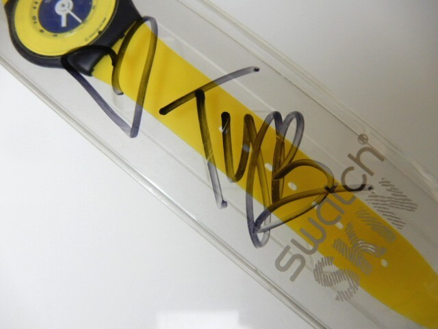 AMARILLO! Swatch “1st” year SKIN SIGNED By TYRA BANKS! NIB-RARE!