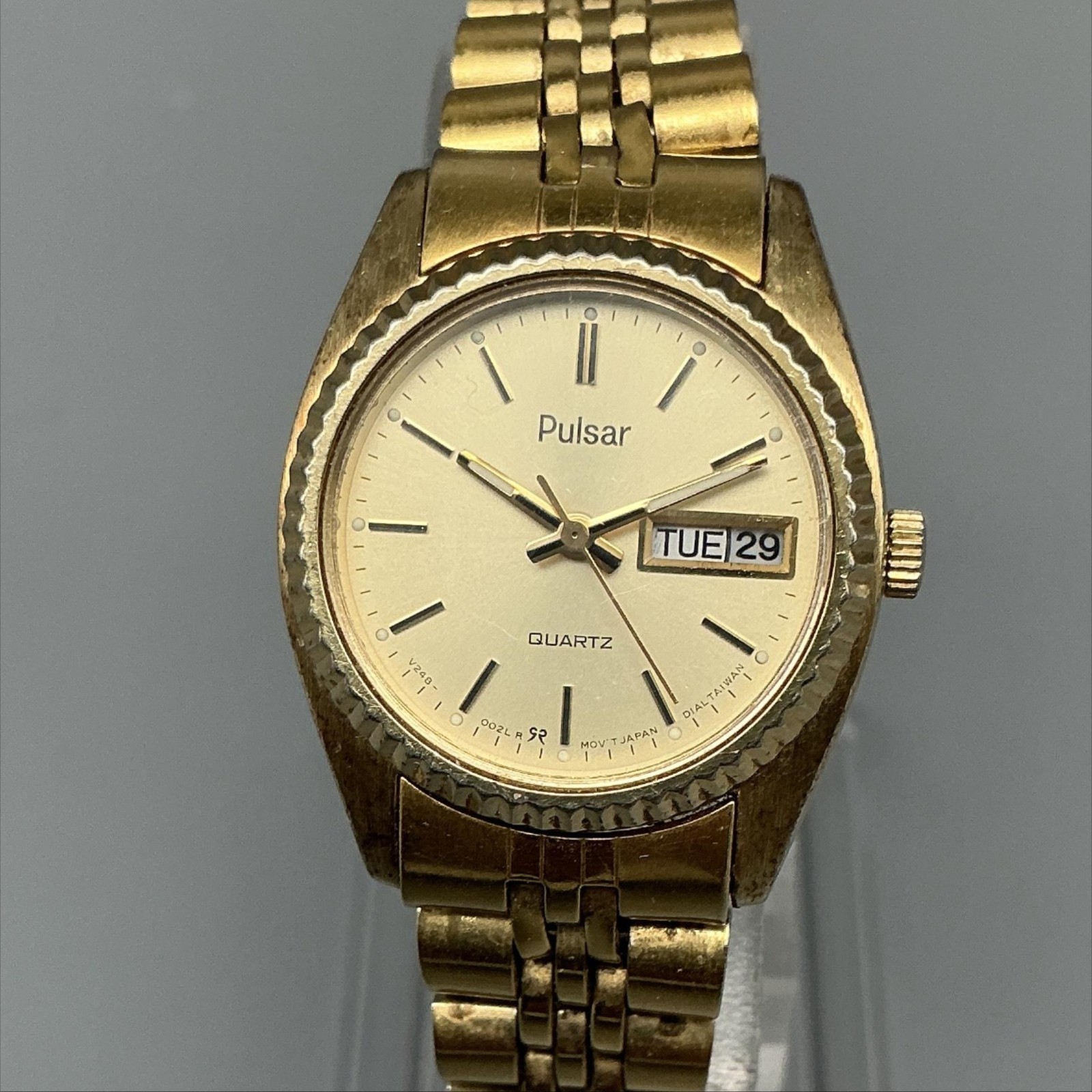 Vintage Pulsar Womens Watch 22mm Gold Tone Day Date V248-0020 New Battery 5.75″