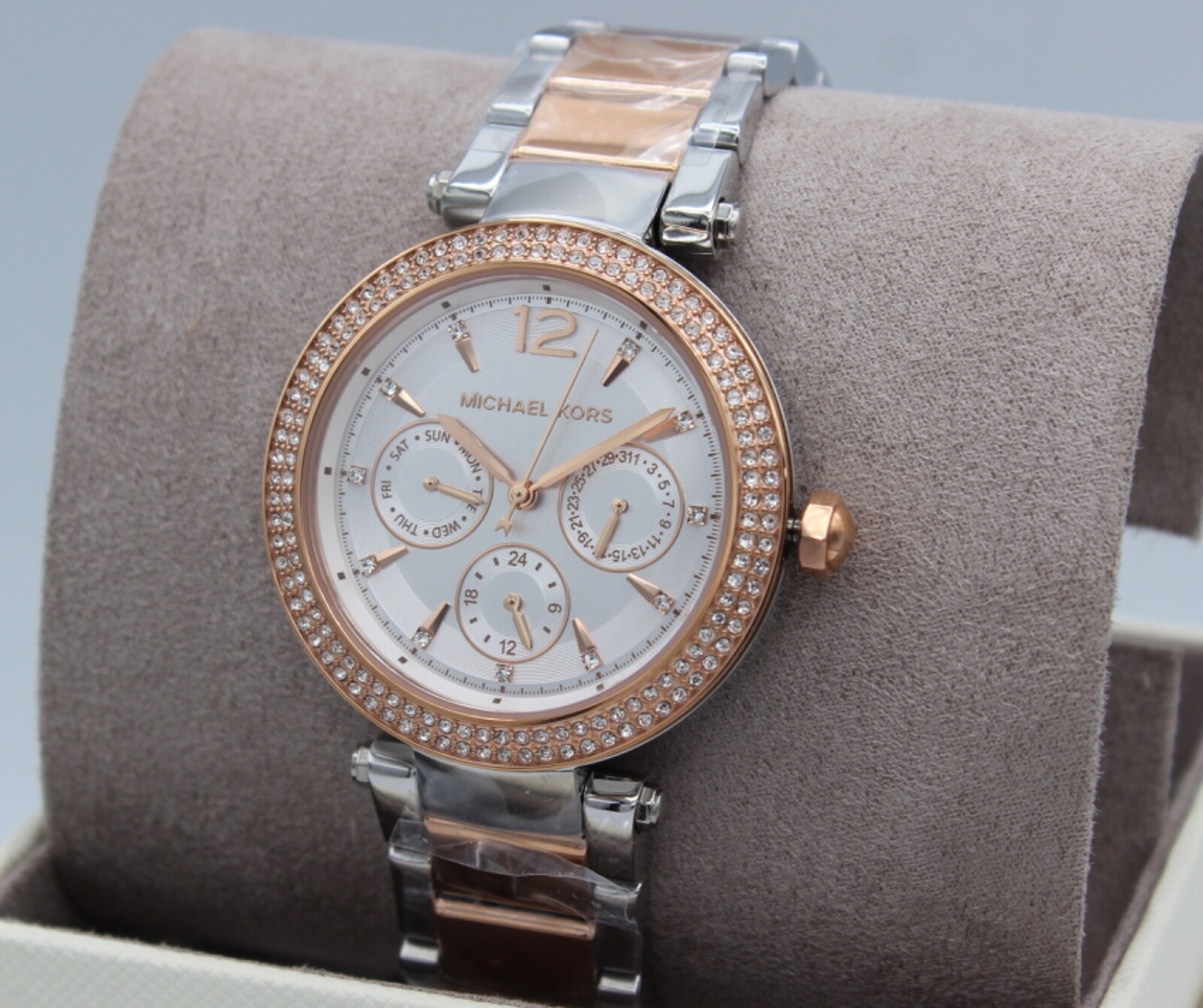 NEW AUTHENTIC MICHAEL KORS PARKER CHRONO SILVER ROSE GOLD MK6301 WOMEN’S WATCH