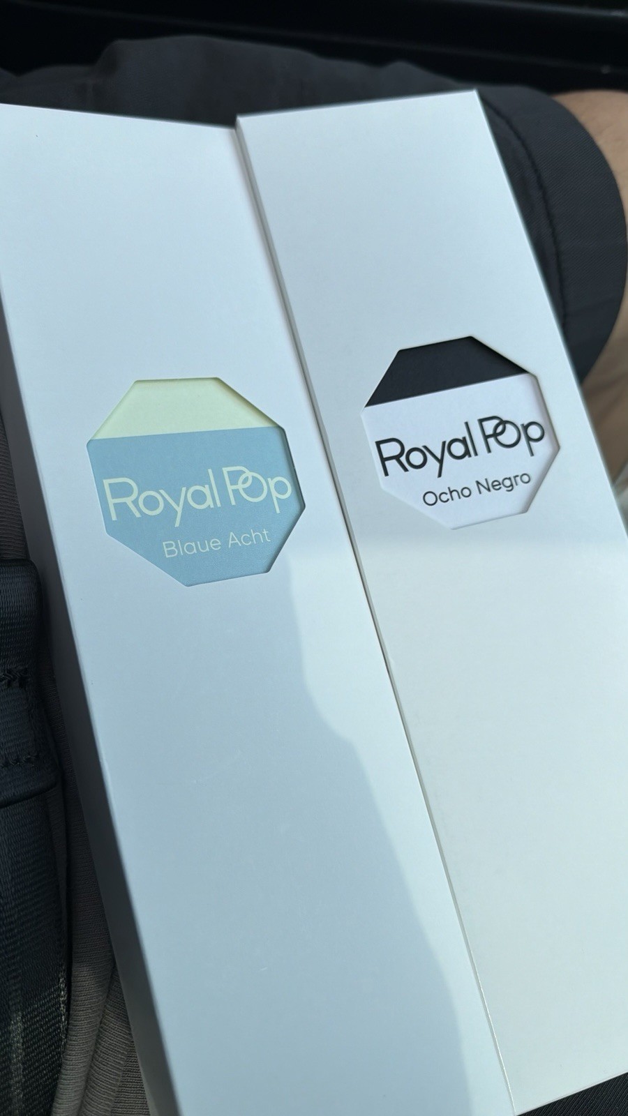 Swatch Royal Pop Blaue Acht New With Warranty Certificate And Bag