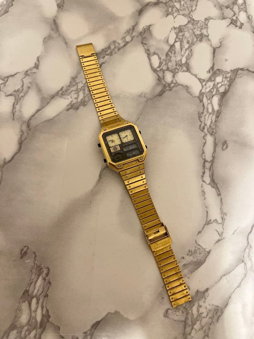 Citizen Collection Thermo Sensor JG2122-60W Ltd 500 Watch