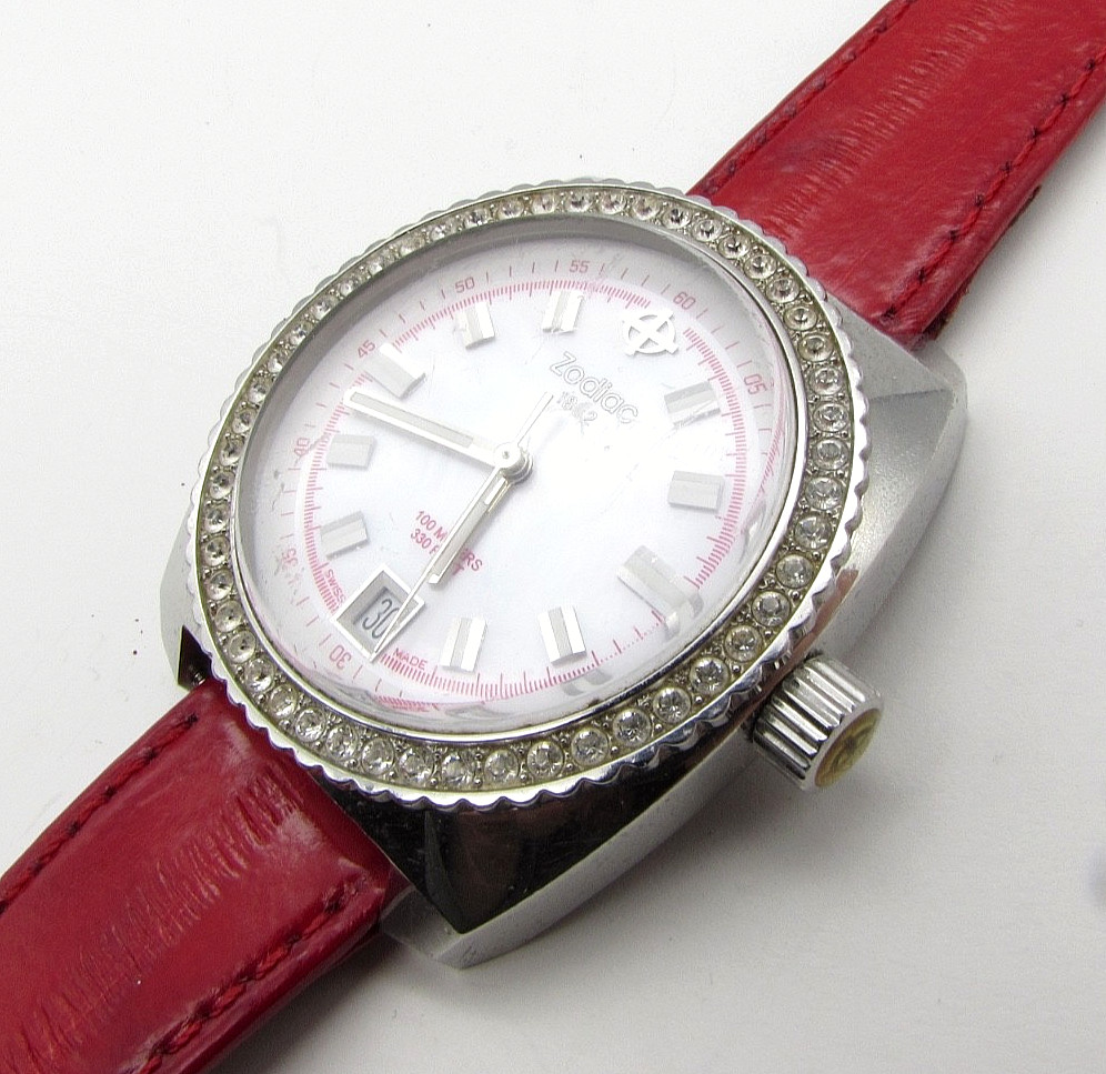 Zodiac Sea Dragon ZO2901 MOP Dial Crystal Bezel SS Case 39mm