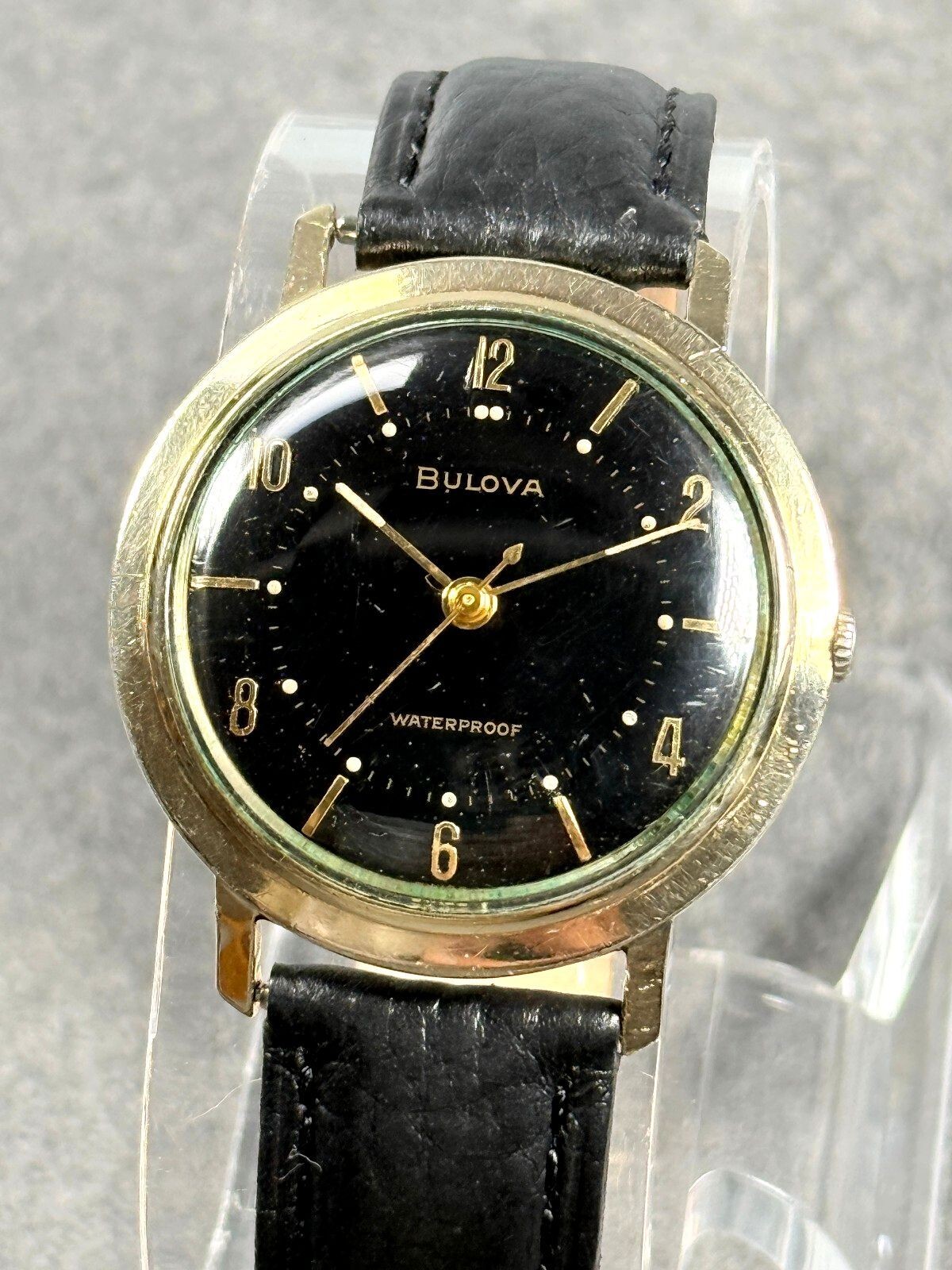 Vintage Bulova 10K RGP Black Dial Manual Wind 35mm Men’s Watch D646186