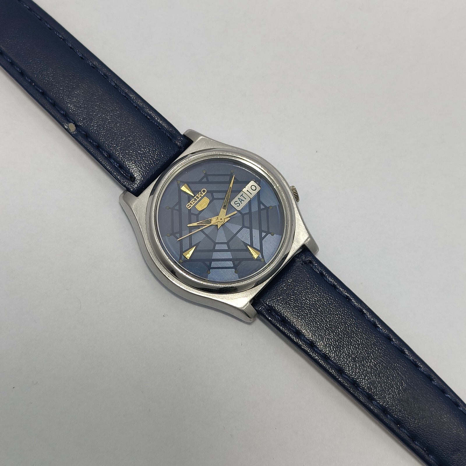 Vintage Seiko 5 “Spider Dial” Automatic 7009-3171 Day/Date 17J Men’s Watch 37 mm