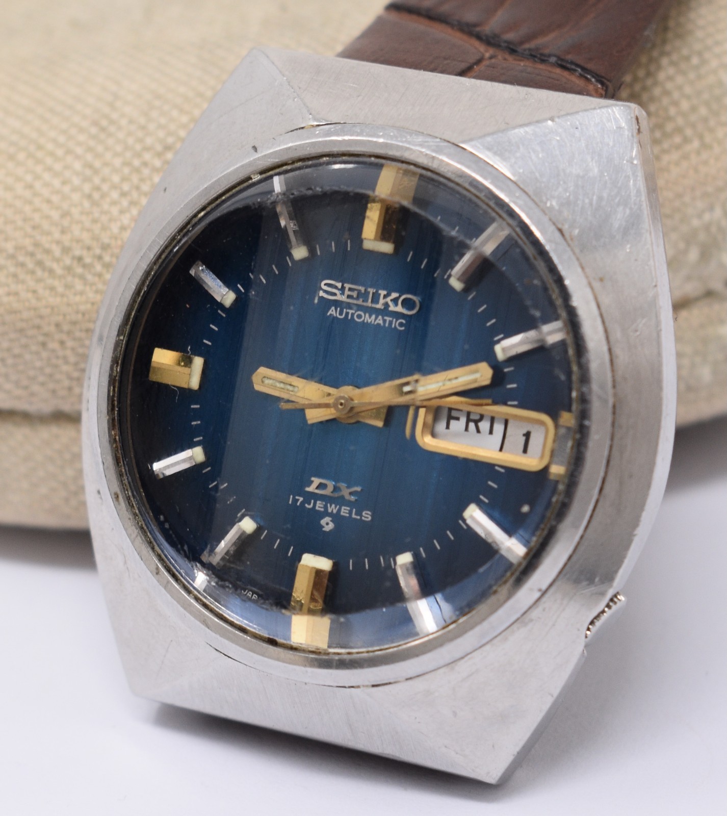 Vintage 1970s Mens 6106-7729 SEIKO AUTOMATIC DX 17j Day/Date Blue Dial All Steel