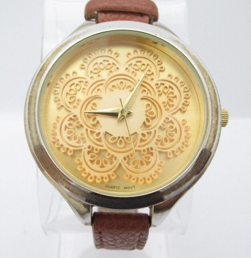 Women Francesca’s Geometric Analog Dial Causal 43mm Round Watch (D878)