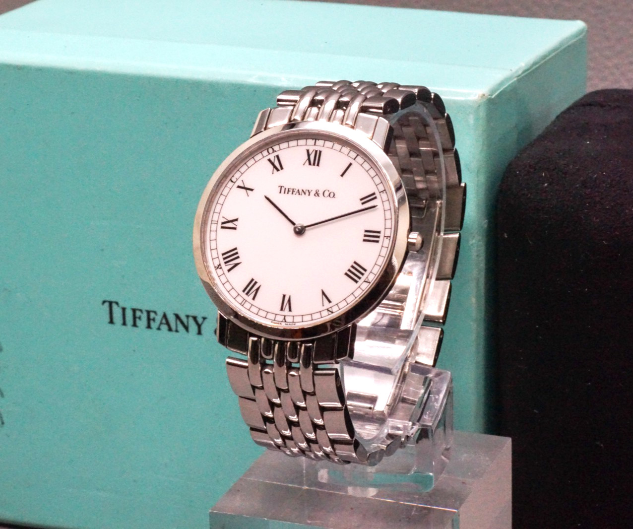 [Vintage / Box] TIFFANY & Co. M151 Classic 33mm Quartz Unisex Watch From JAPAN