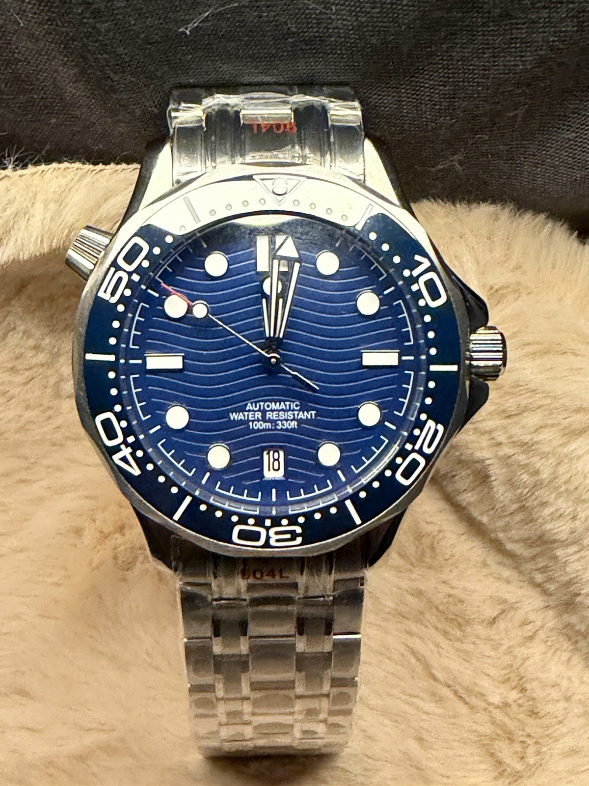 Automatic Diver Watch Blue Dial Date 100m Steel Bracelet Unidirectional Bezel