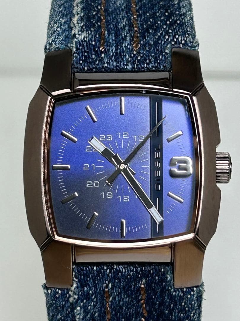 Diesel DZ-5392 Women’s Watch Denim Fabric Leather Strap Silver Dial Authentic